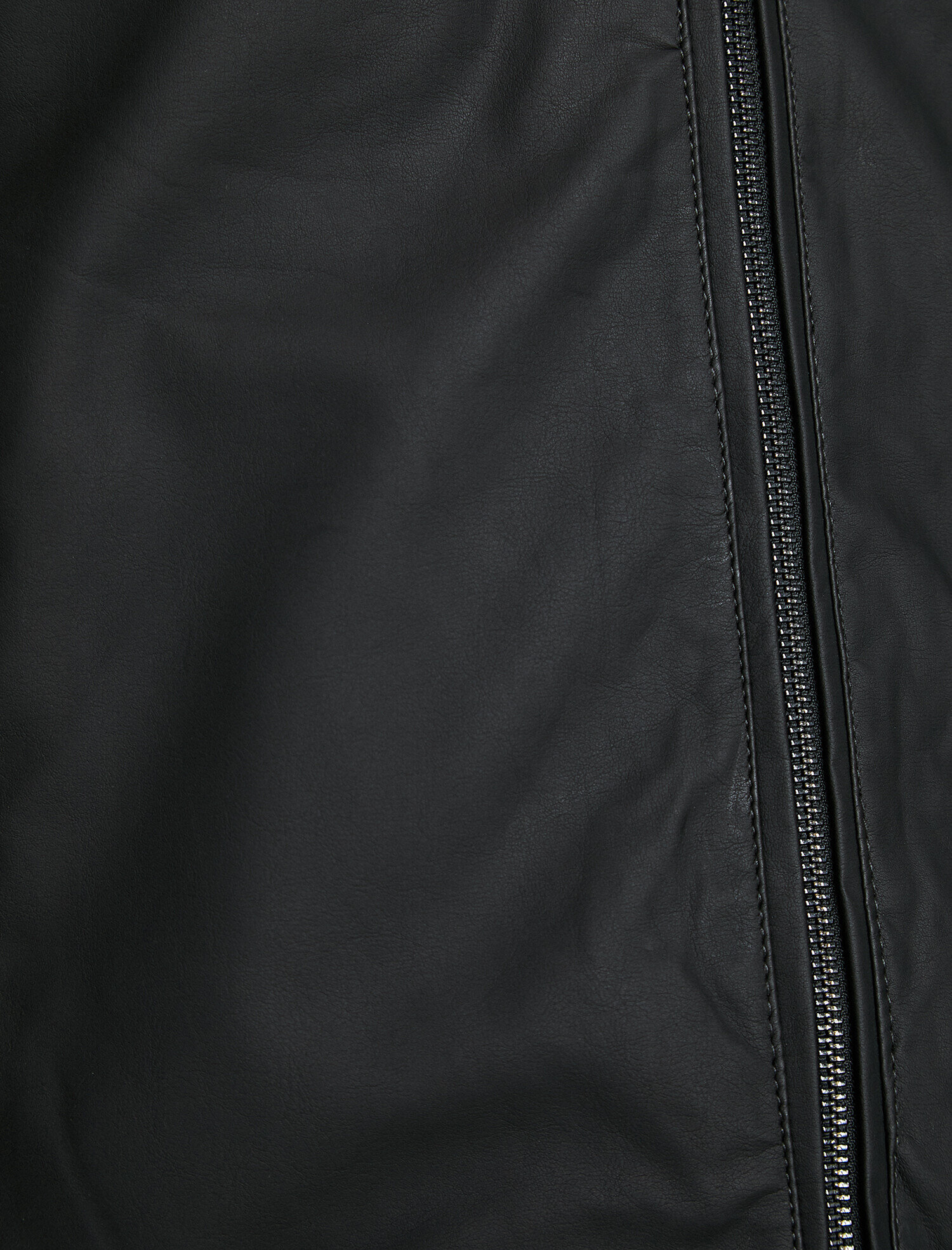   Deri Görünümlü Mont