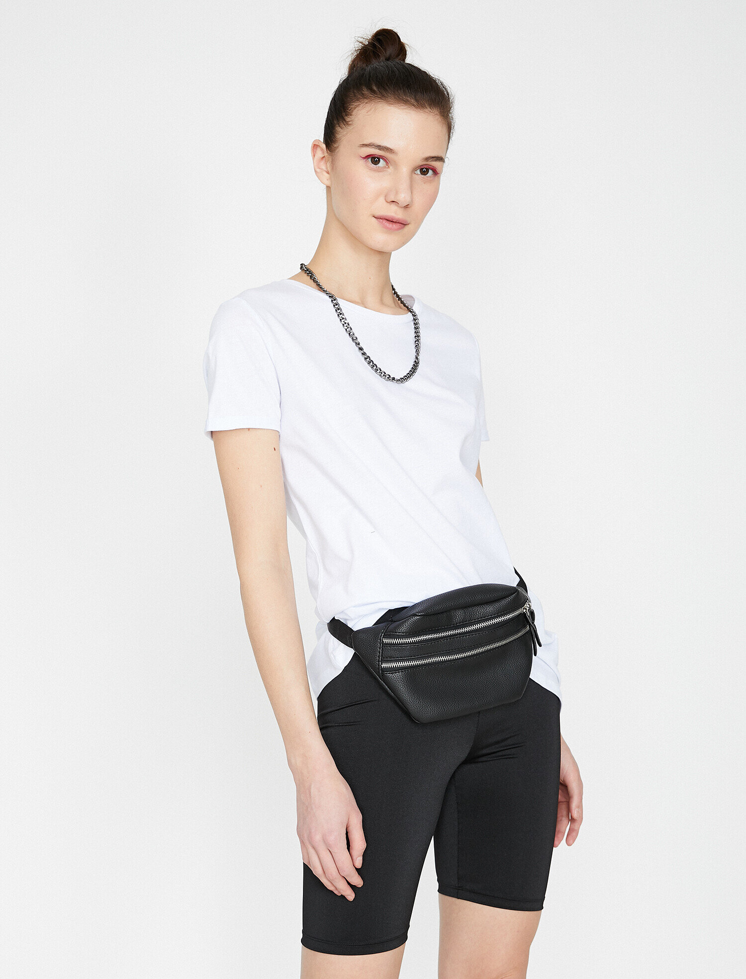   Bisiklet Yaka Basic Kısa Kol Tişört