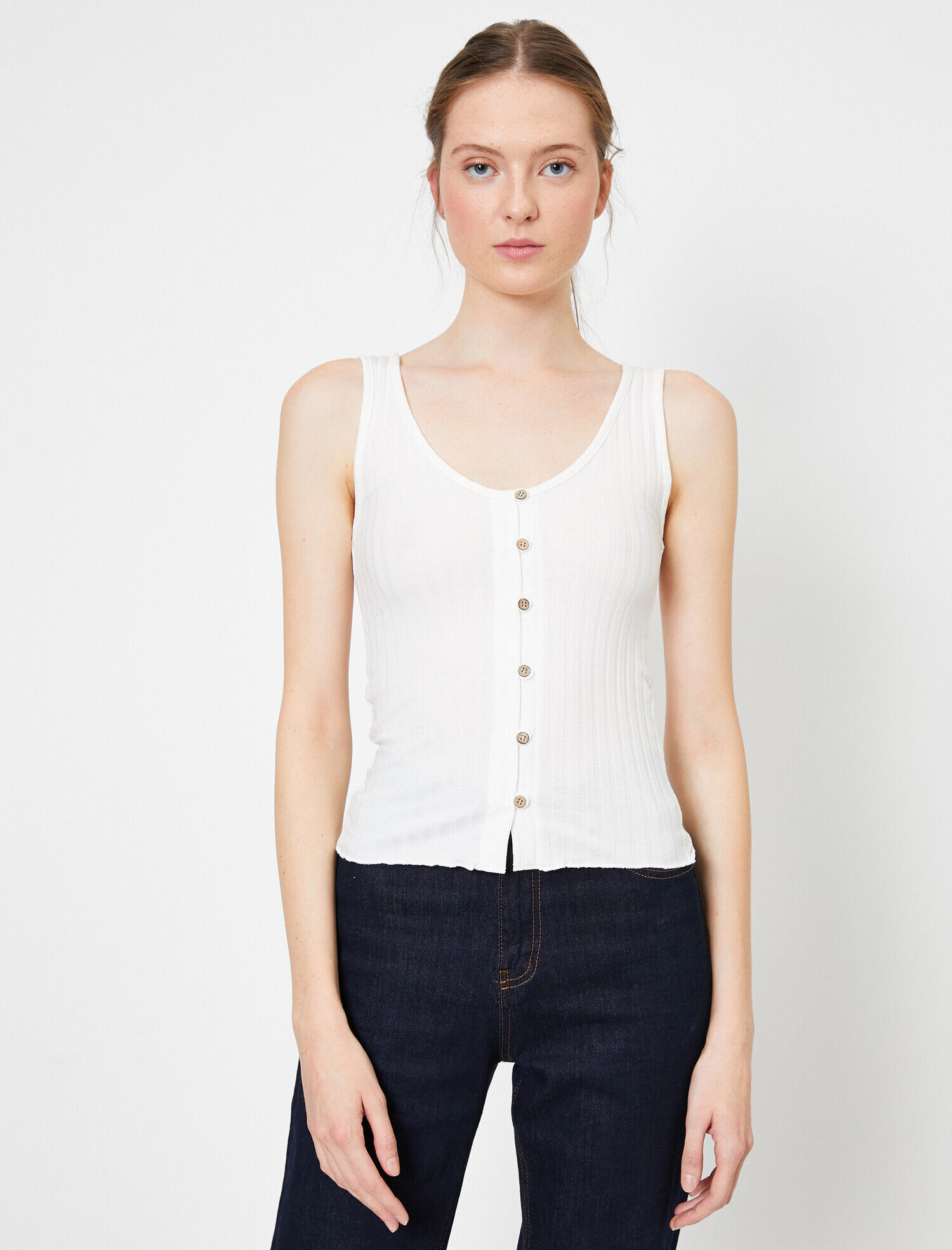   Düğme Detaylı Atlet