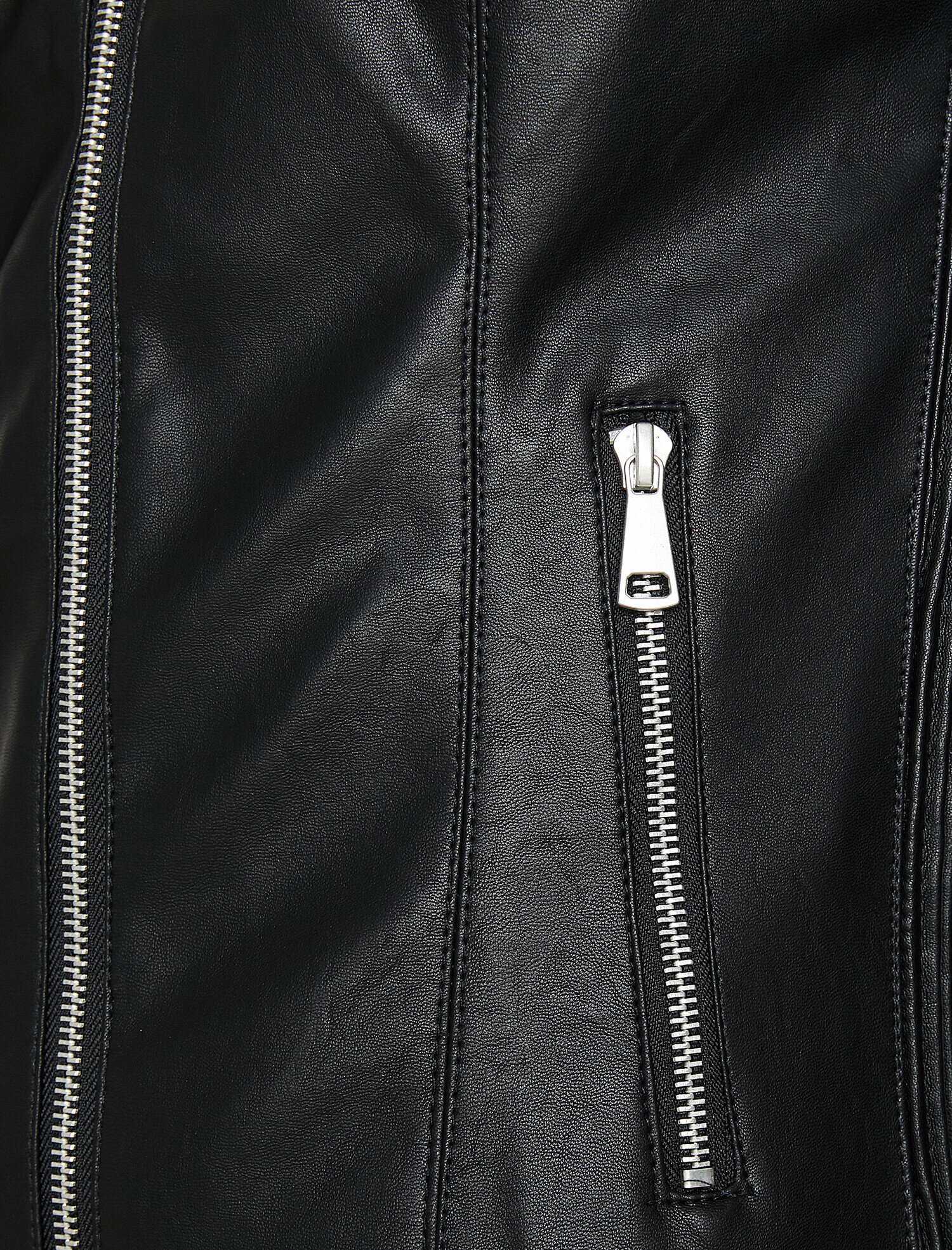   Deri Görünümlü Mont