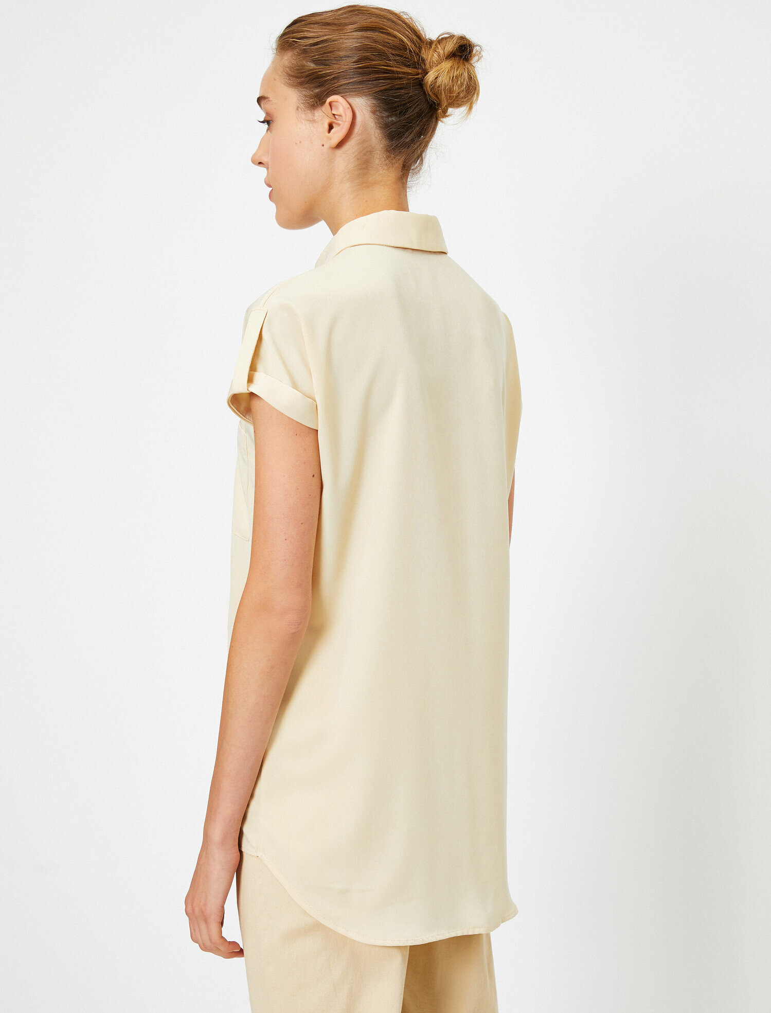   Cep Detaylı Kısa Kollu Gömlek