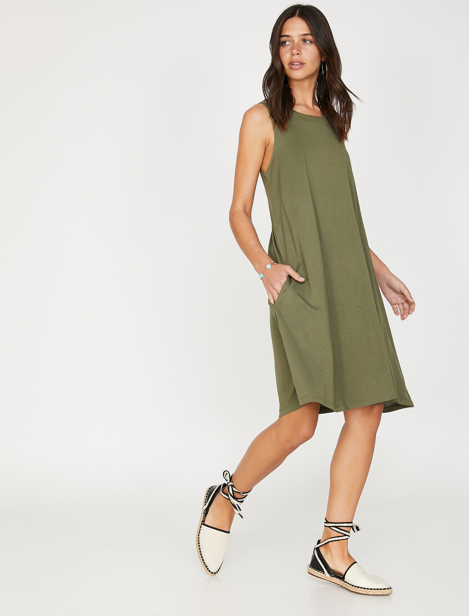   Bisiklet Yaka Elbise