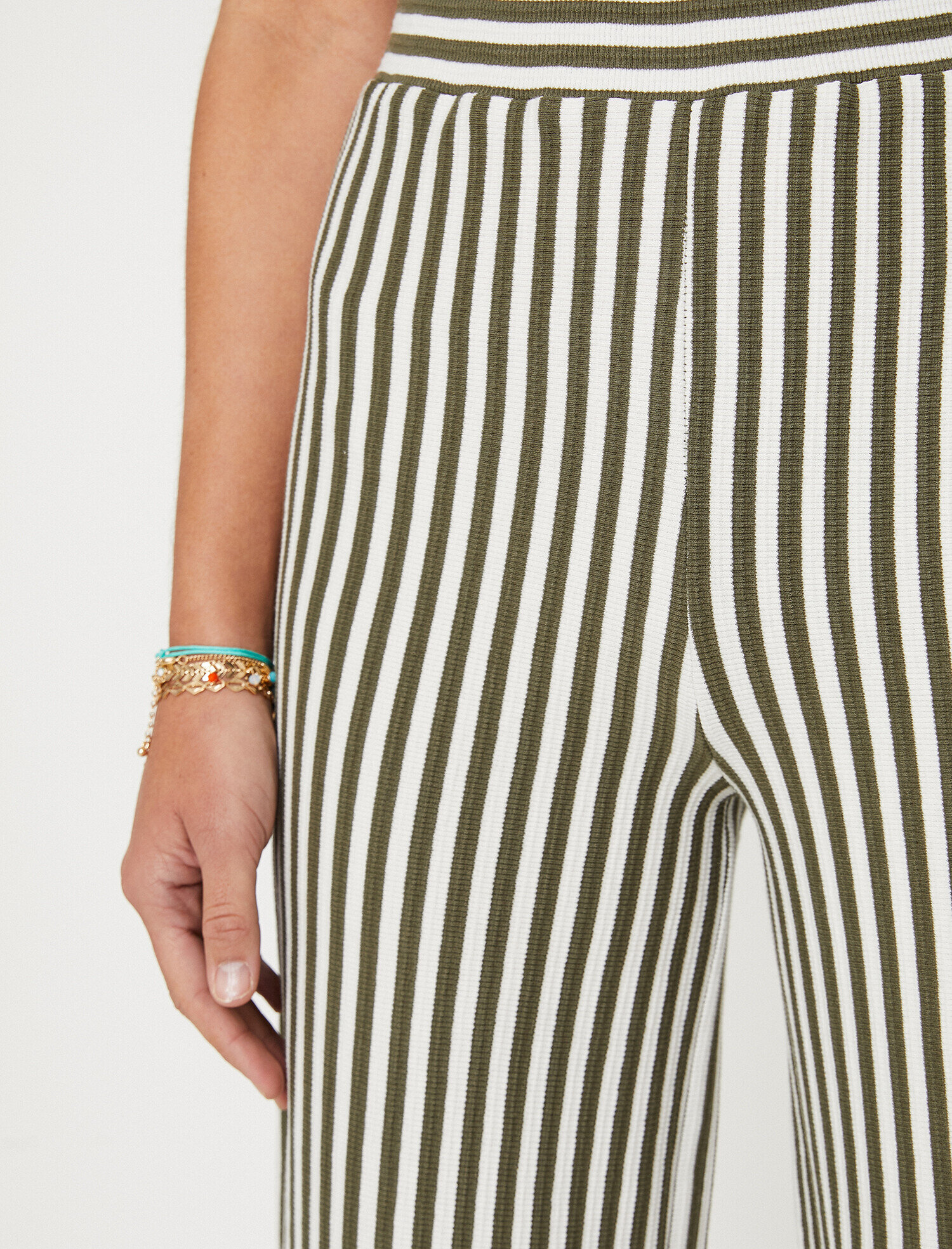   Yüksek Bel Bol Paça Pantolon