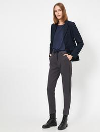 Kumaş Özellikli Beli Bağlamalı Yan Şeritli Pantolon