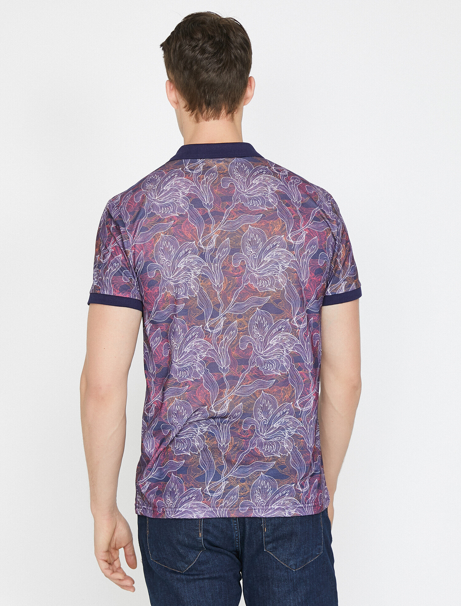   Desenli Polo Yaka Tişört Kısa Kollu