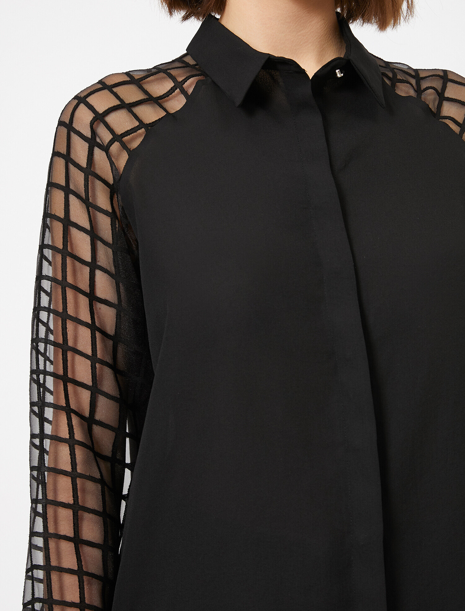   Kare Desenli Tül Kol Detaylı Uzun Kollu Gömlek