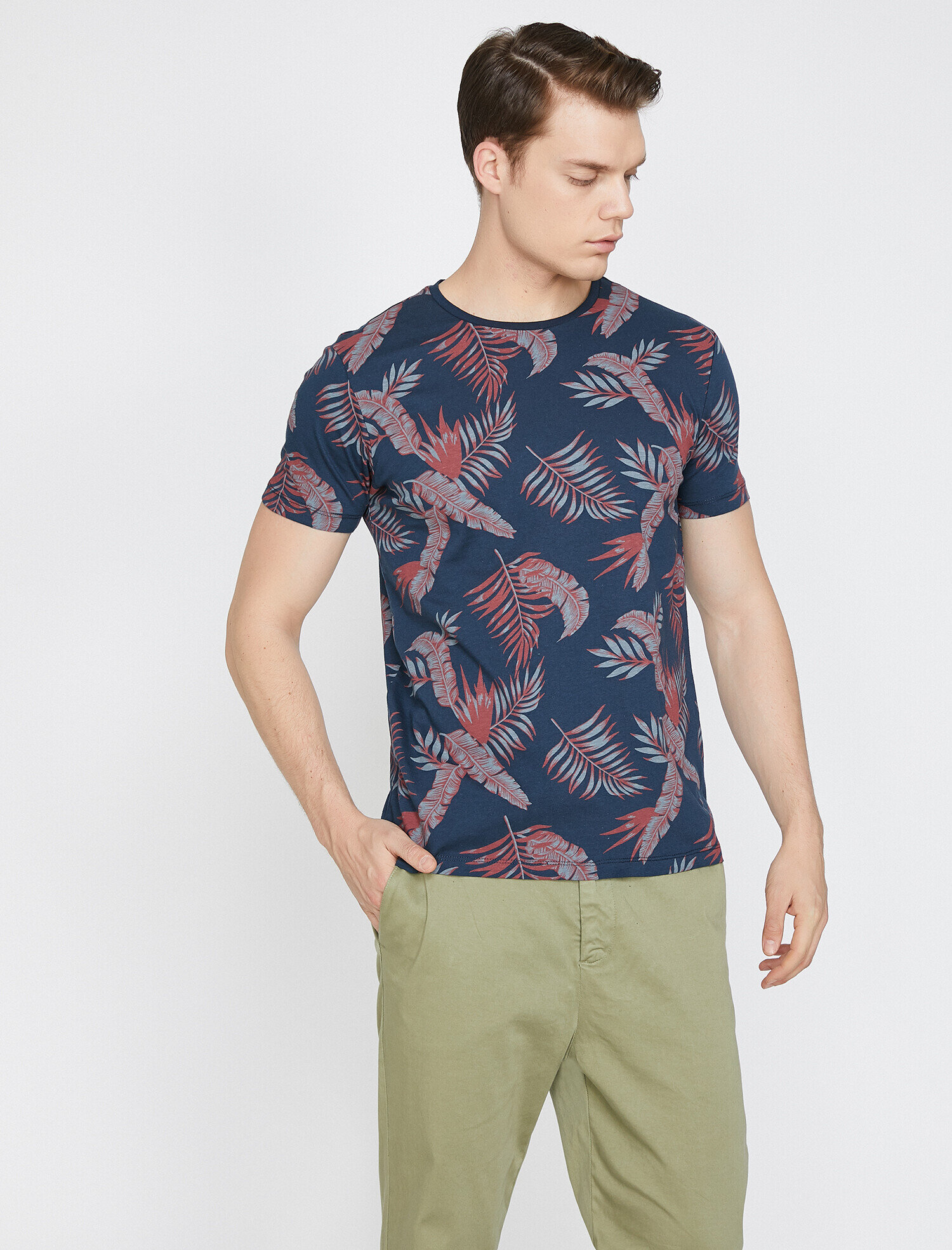   Çiçekli Tişört Kısa Kollu