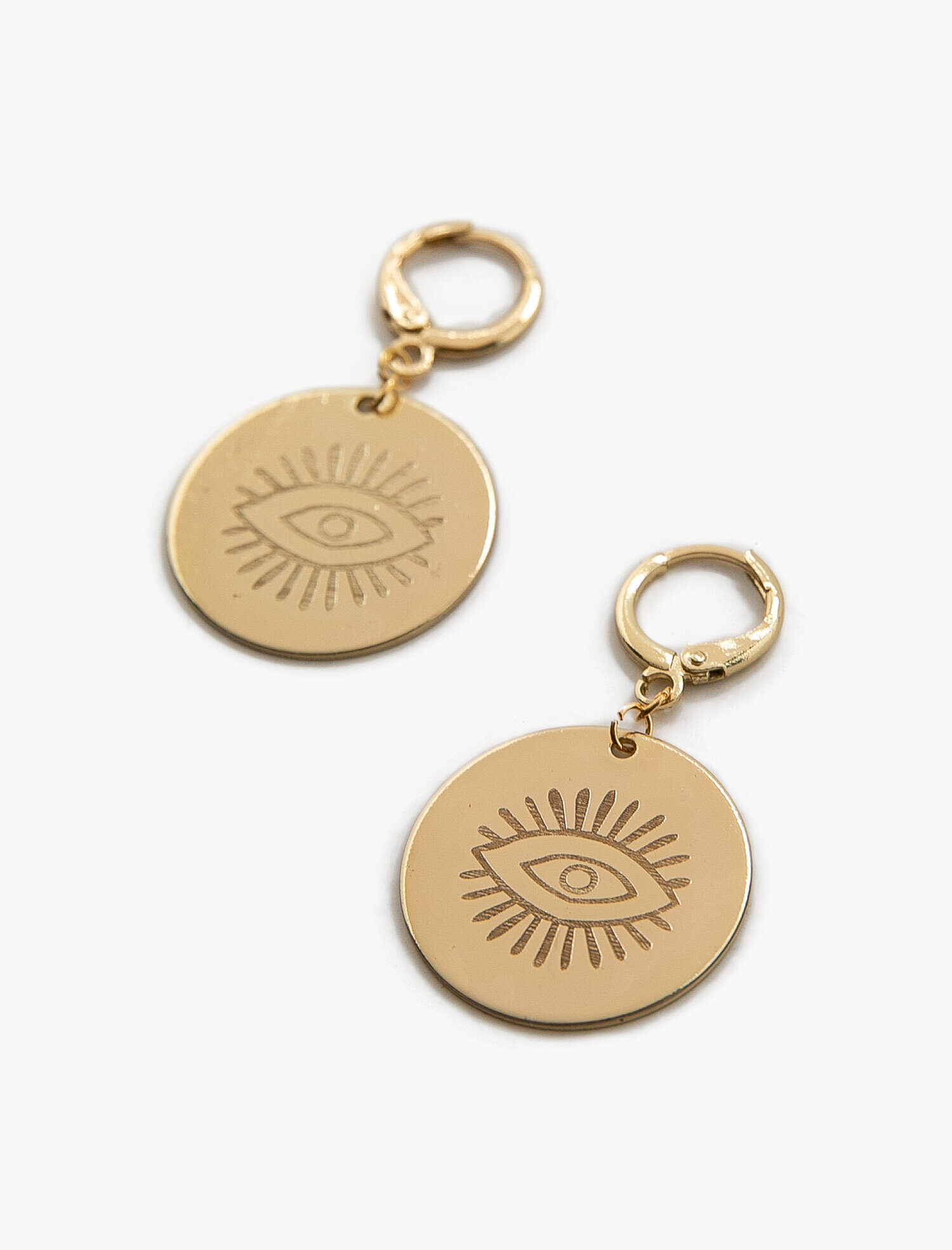  Kadın Metalik Küpe