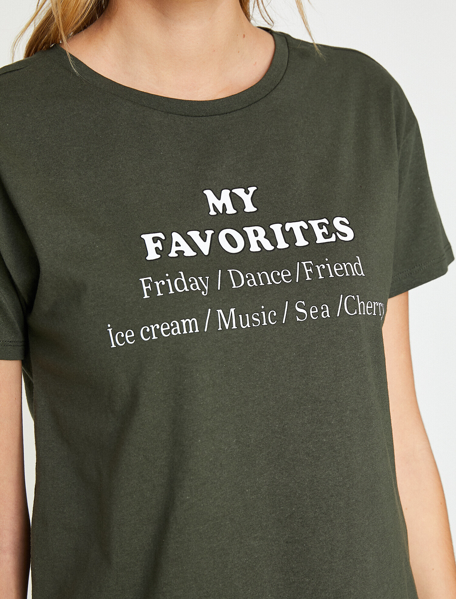   Yazılı Baskılı Tişört