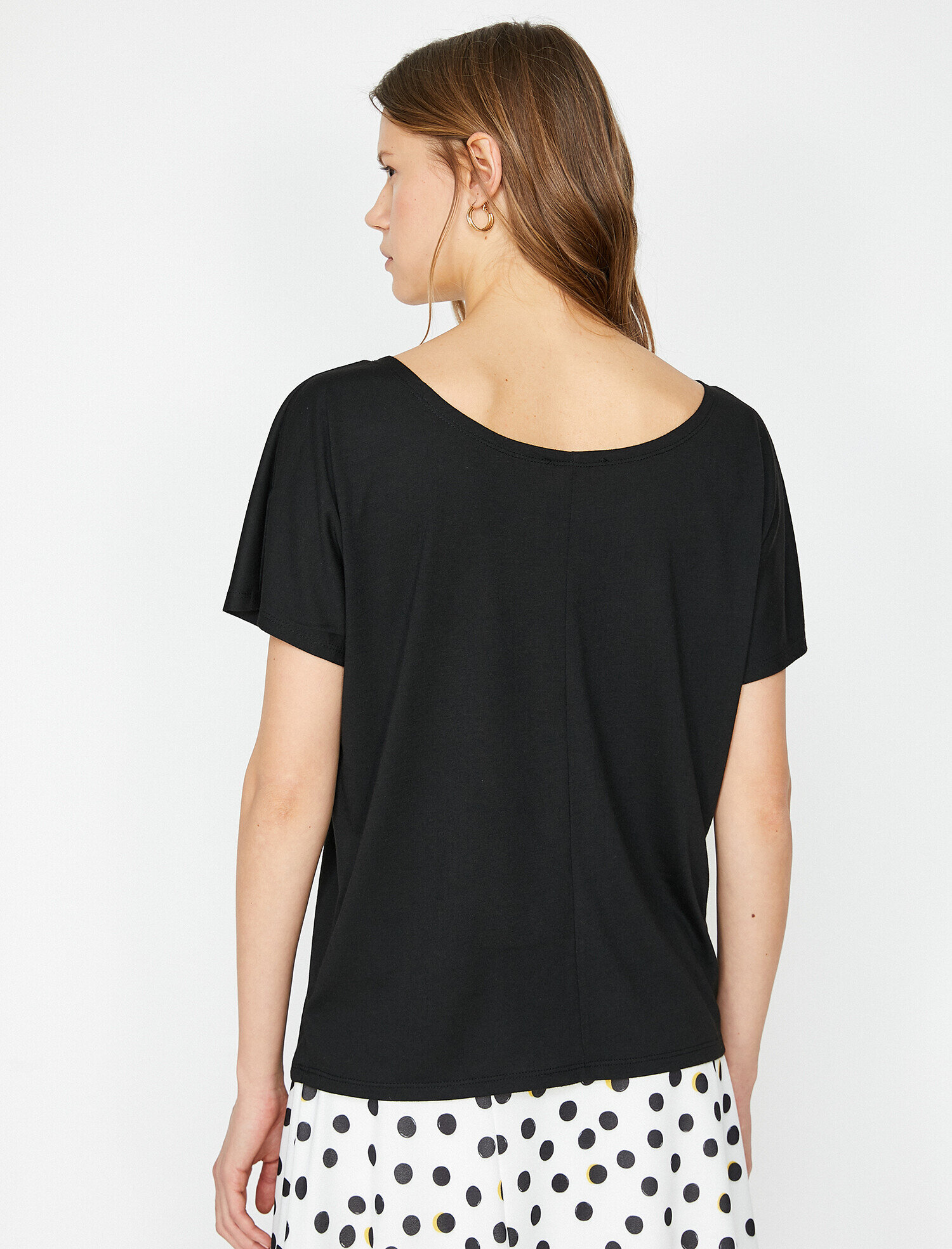   Taş Detaylı Geniş Kalıp Tişört