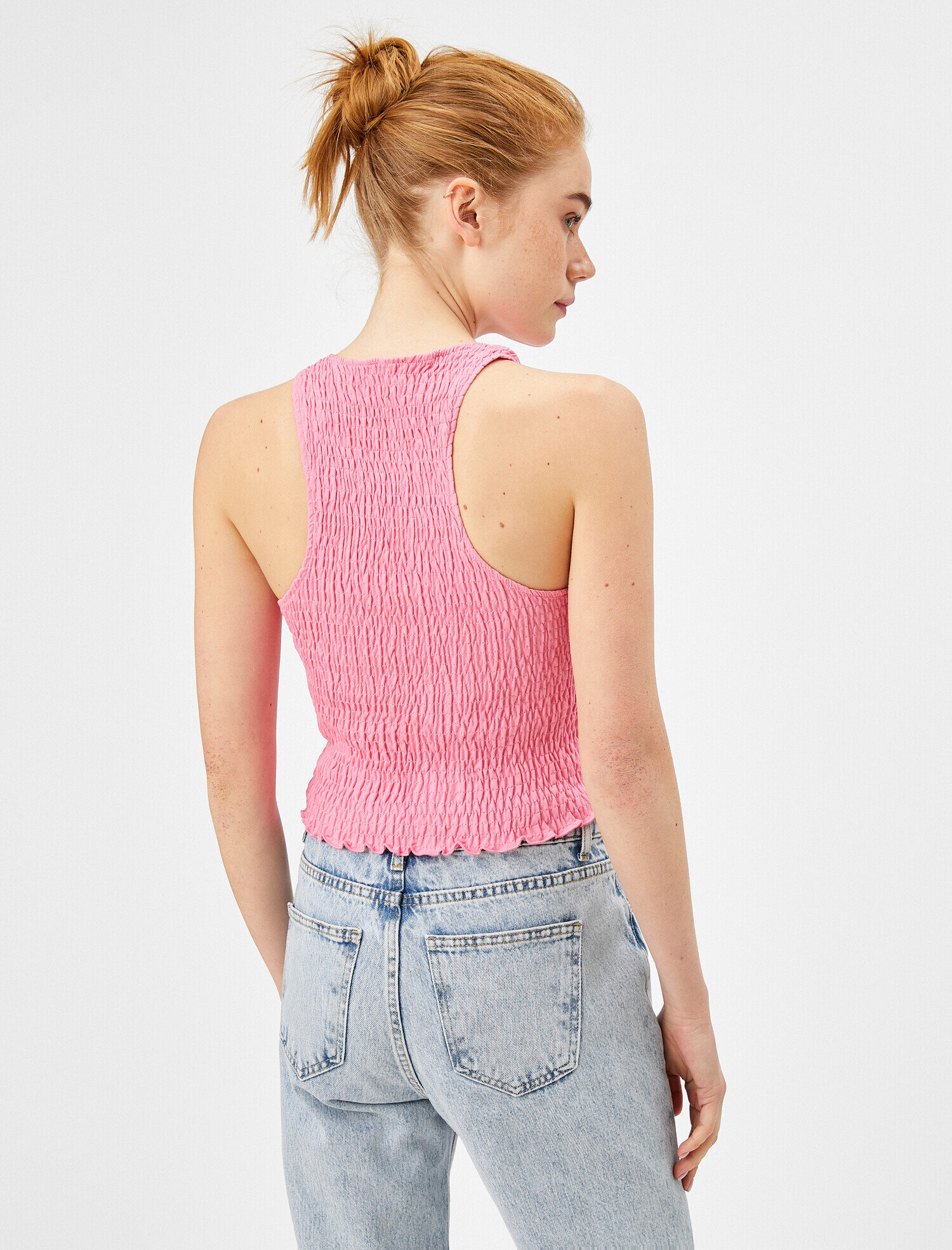   Kolsuz Halter Yaka Atlet