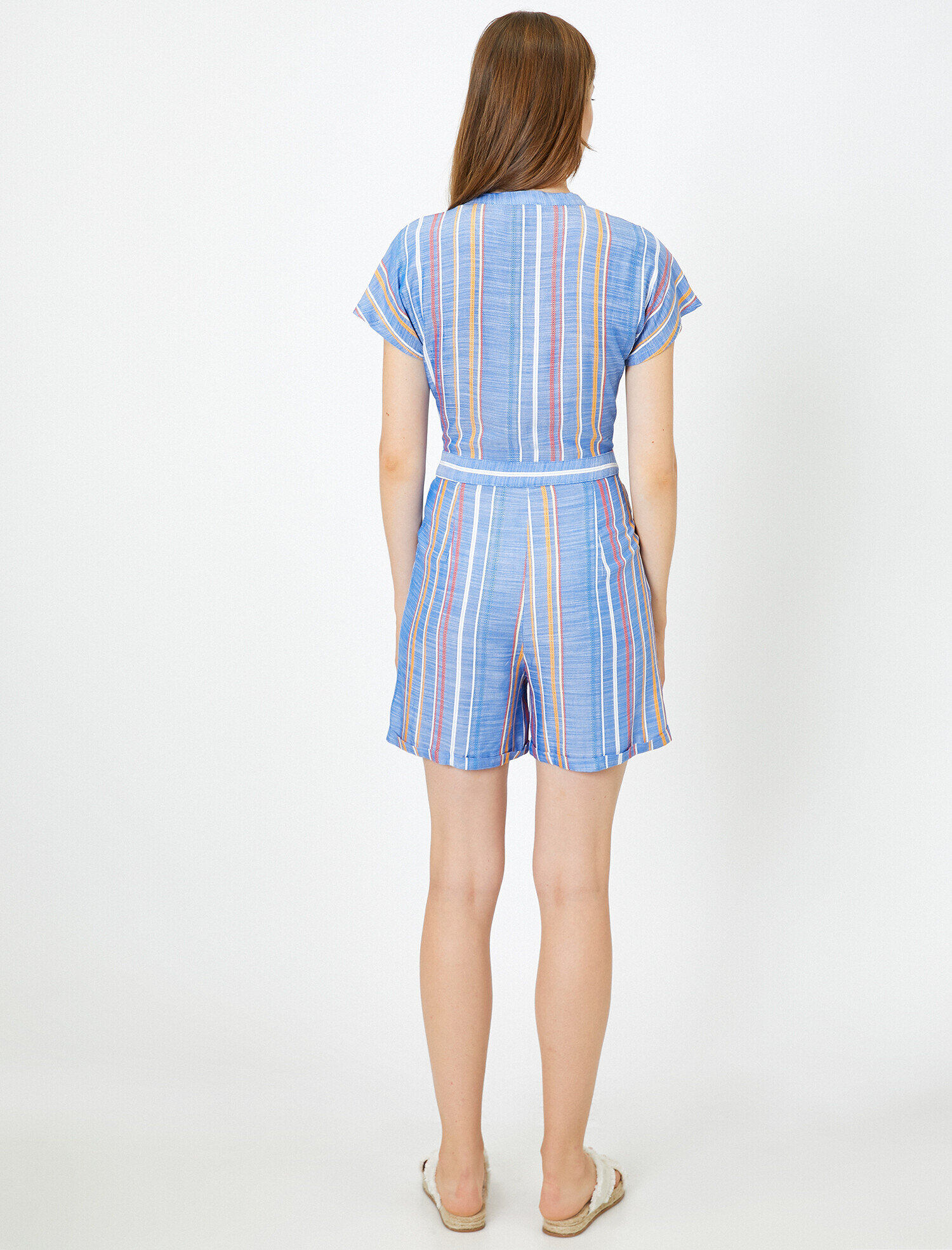   Düğme Detaylı Tulum