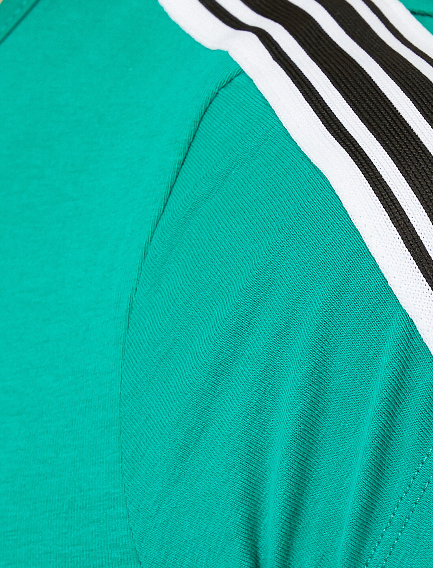 Omuz Sportif Şeritli Kısa Tshirt