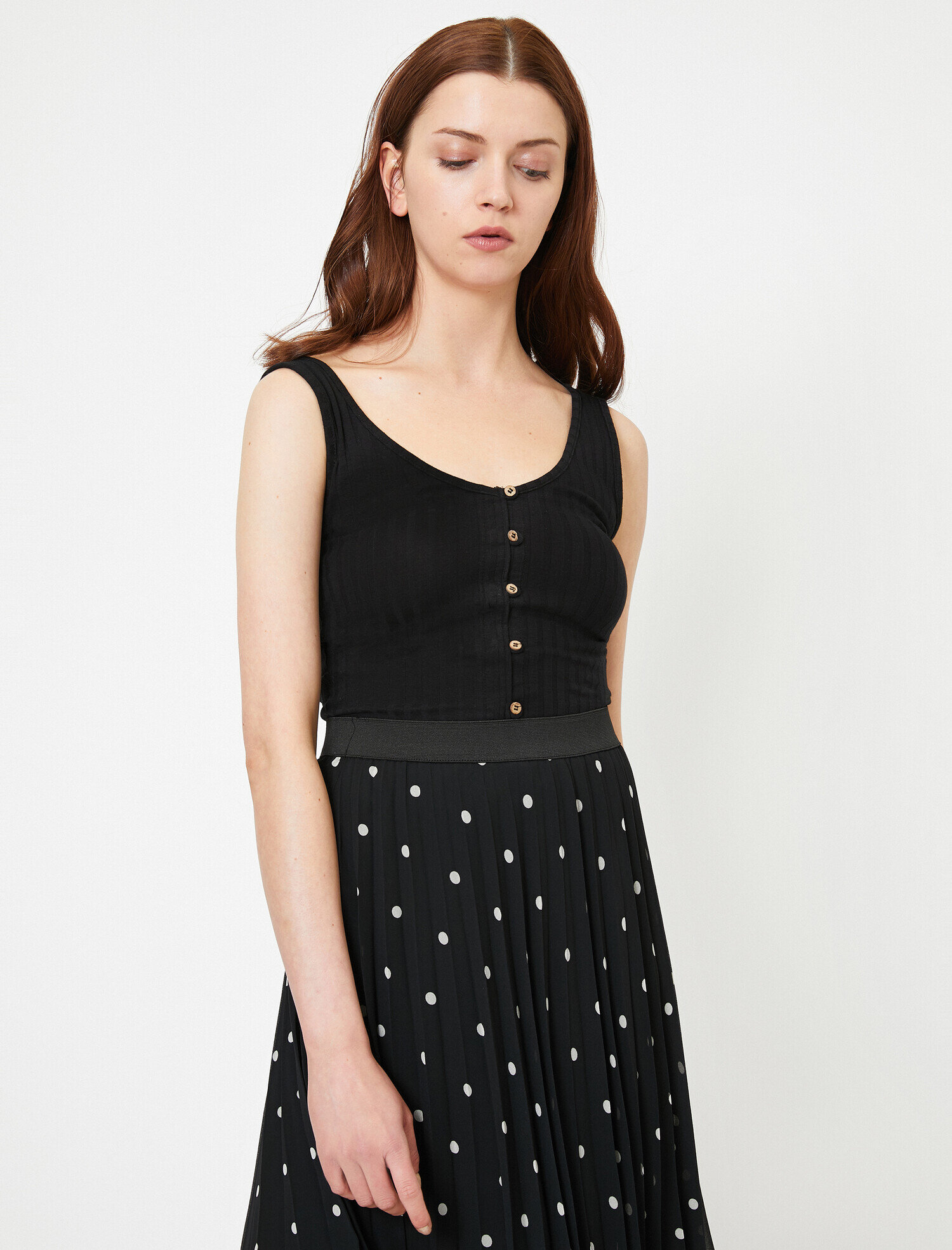   Düğme Detaylı Atlet