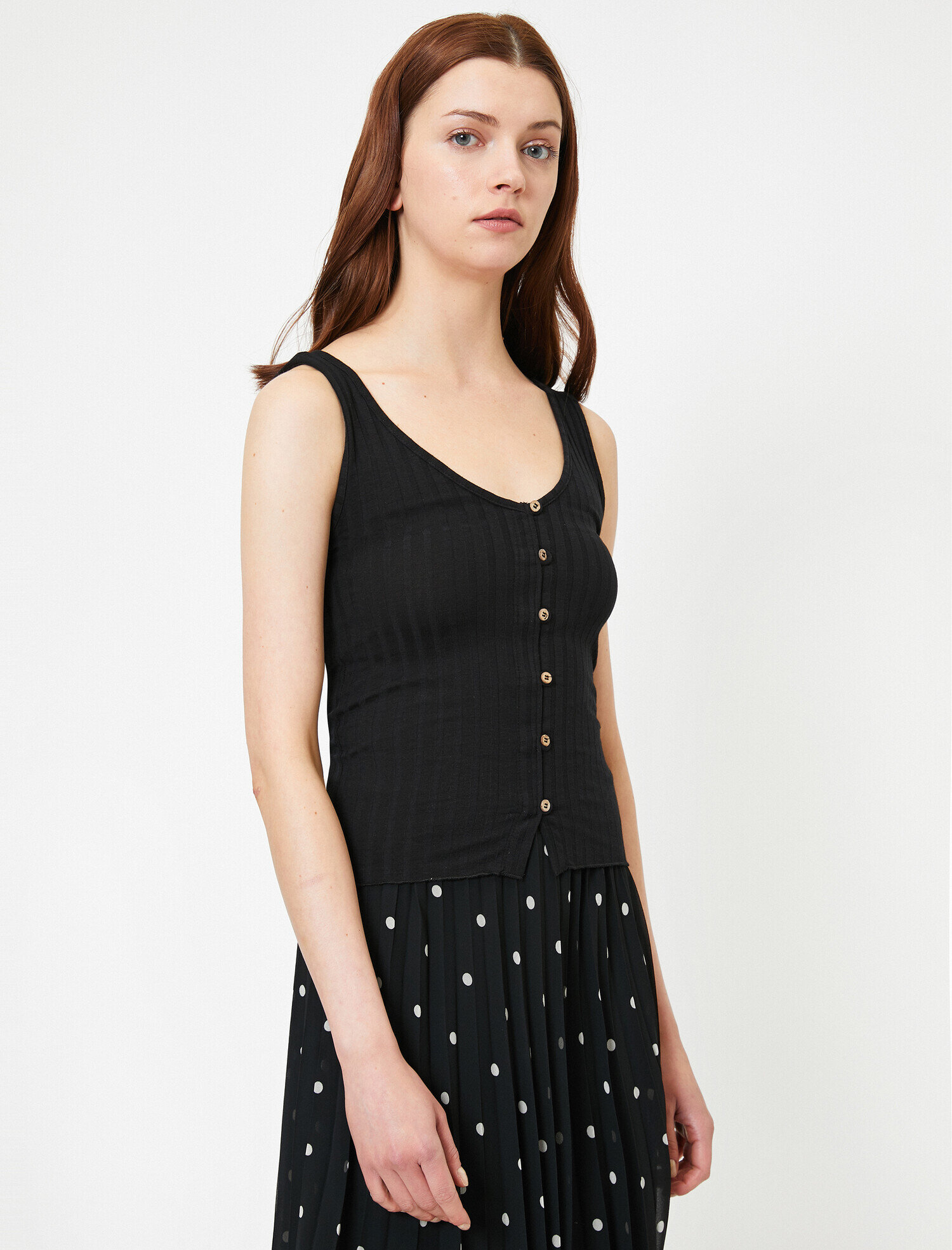   Düğme Detaylı Atlet