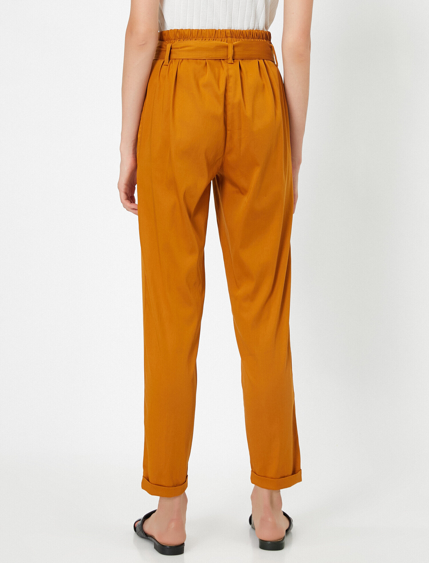   Kemer Detaylı Yüksek Bel Pamuklu Dokuma Pantolon