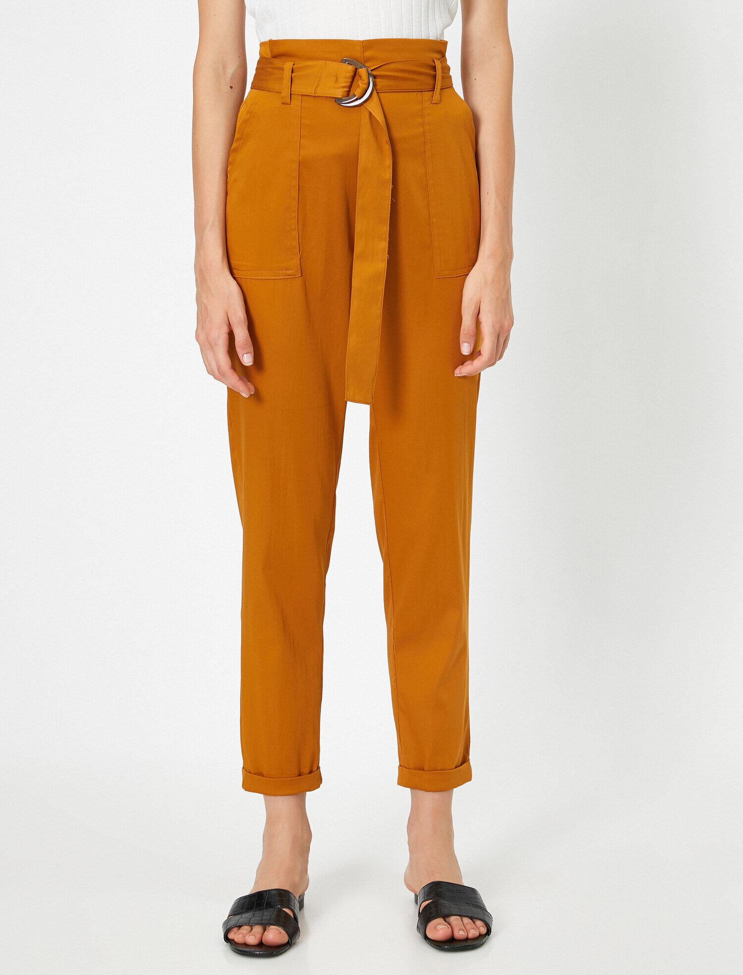   Kemer Detaylı Yüksek Bel Pamuklu Dokuma Pantolon