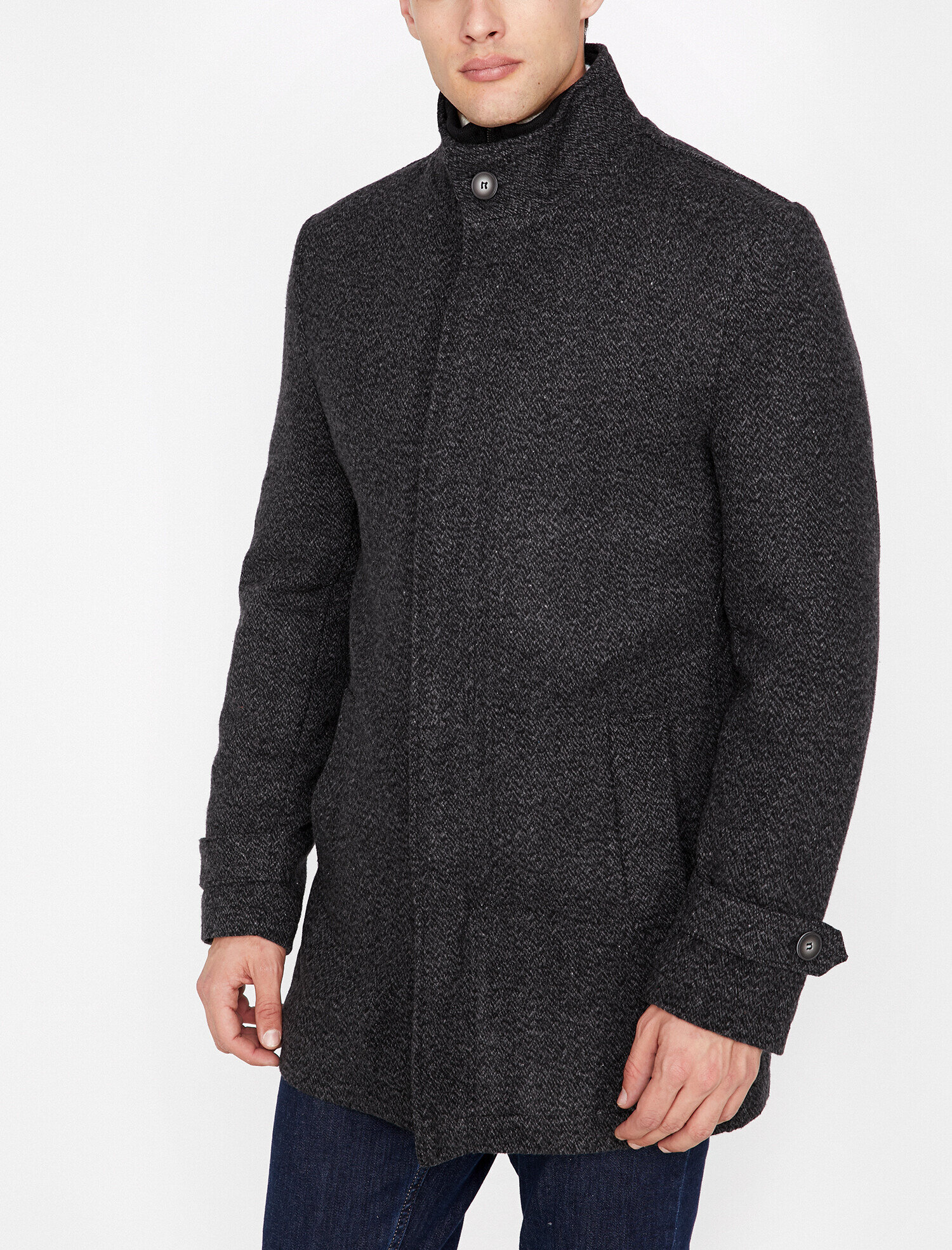   Düğme Detaylı Kaban