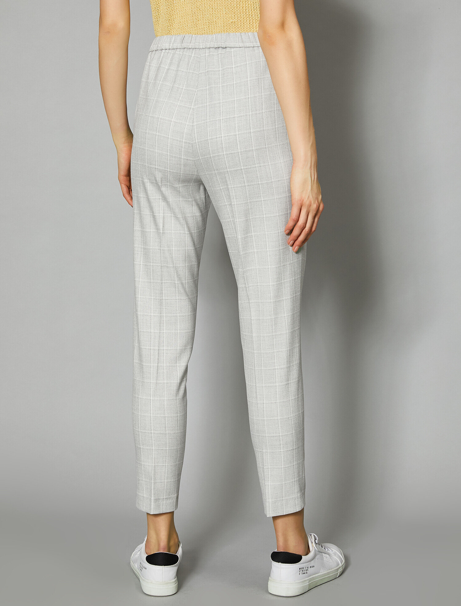   Kareli Pilili Havuç Pantolon