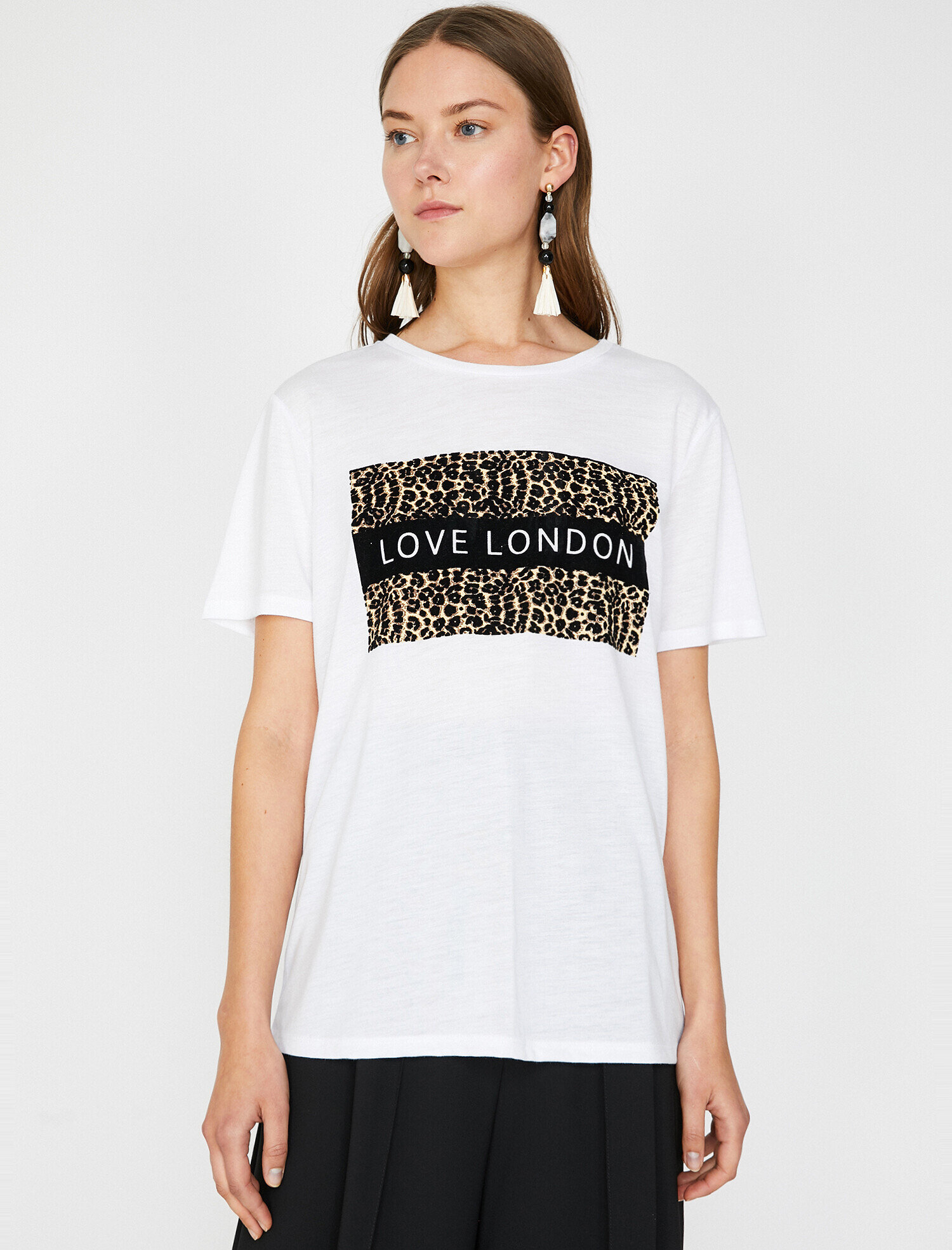   Leopar Desenli Baskılı Bisiklet Yaka Standart Kalıp Tişört
