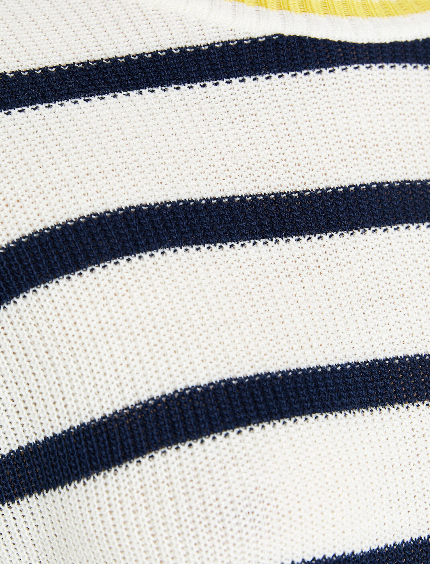   Çizgili Triko Kazak