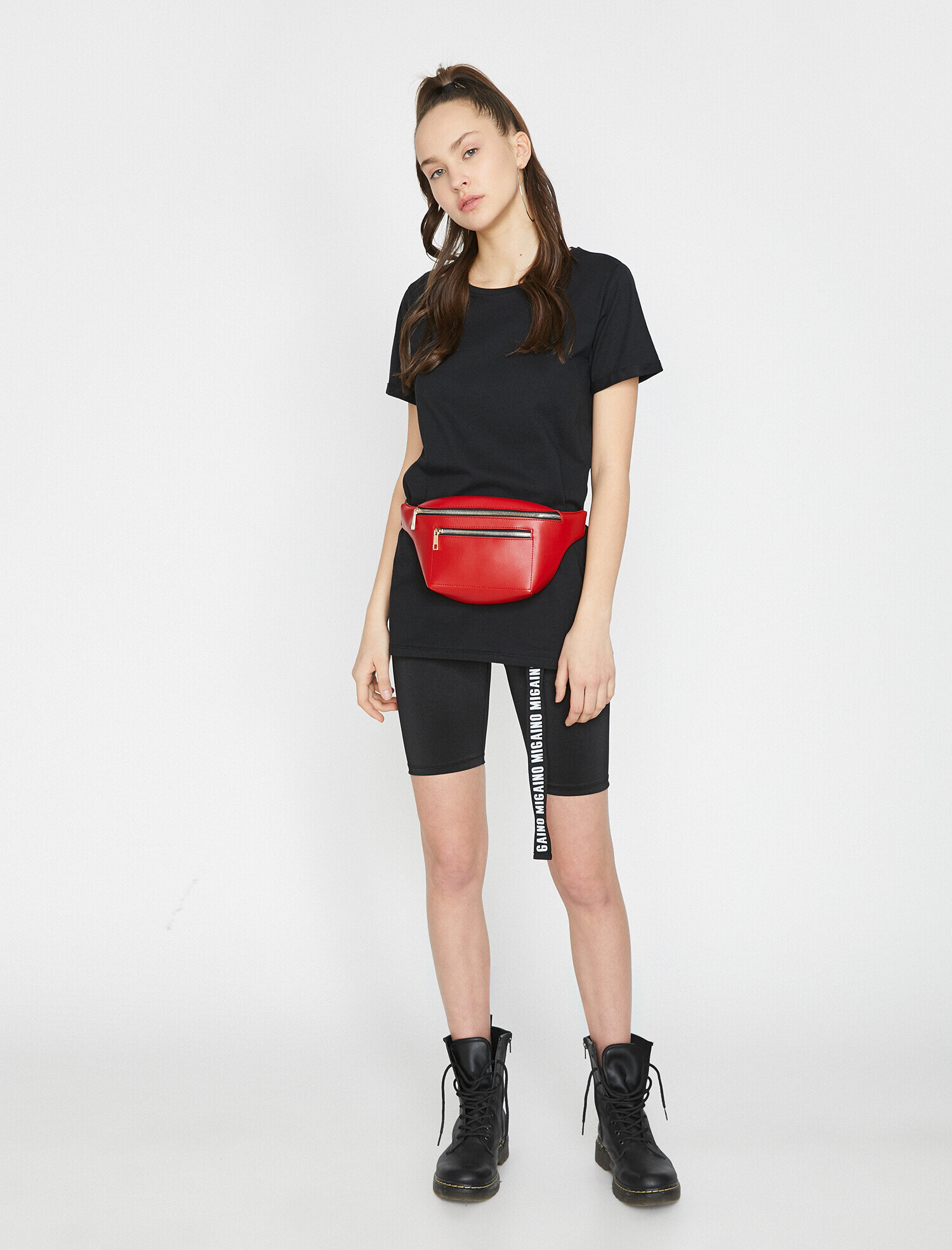   Bisiklet Yaka Basic Kısa Kol Tişört