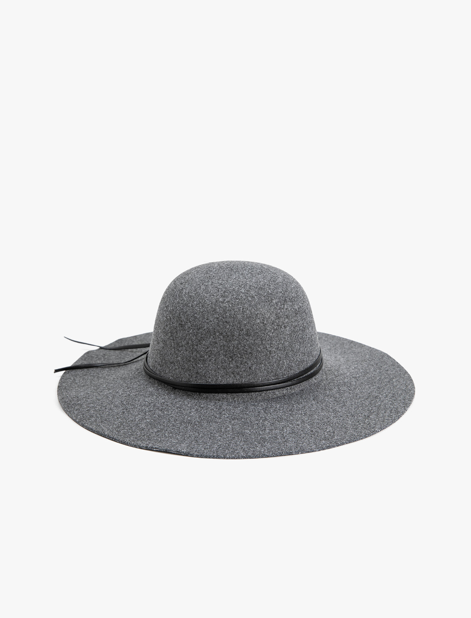  Kadın Geniş Kenarlı Kaşe Şapka