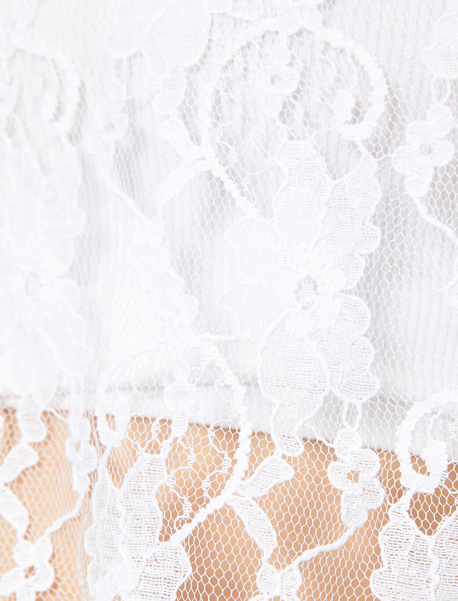   Tül Detaylı Tişört