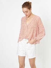 V Yaka Uzun Kollu Desenli Gömlek