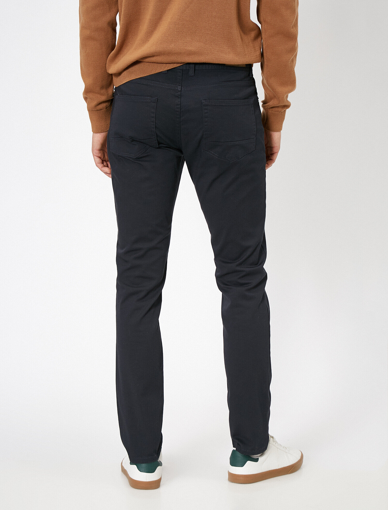   Cep Detaylı Dar Kesim Pantolon