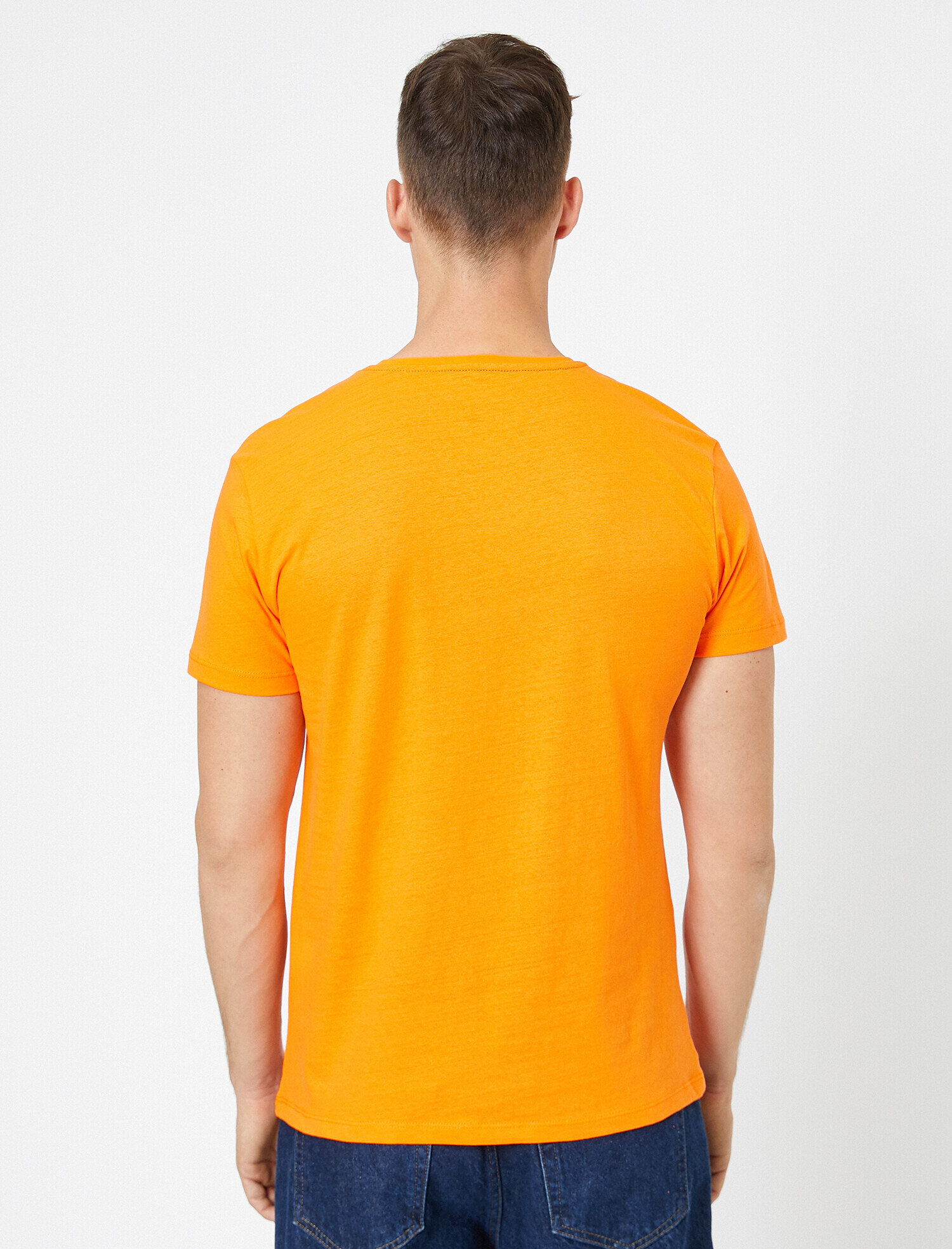   Bisiklet Yaka Pamuklu Dar Kesim Basic Tişört