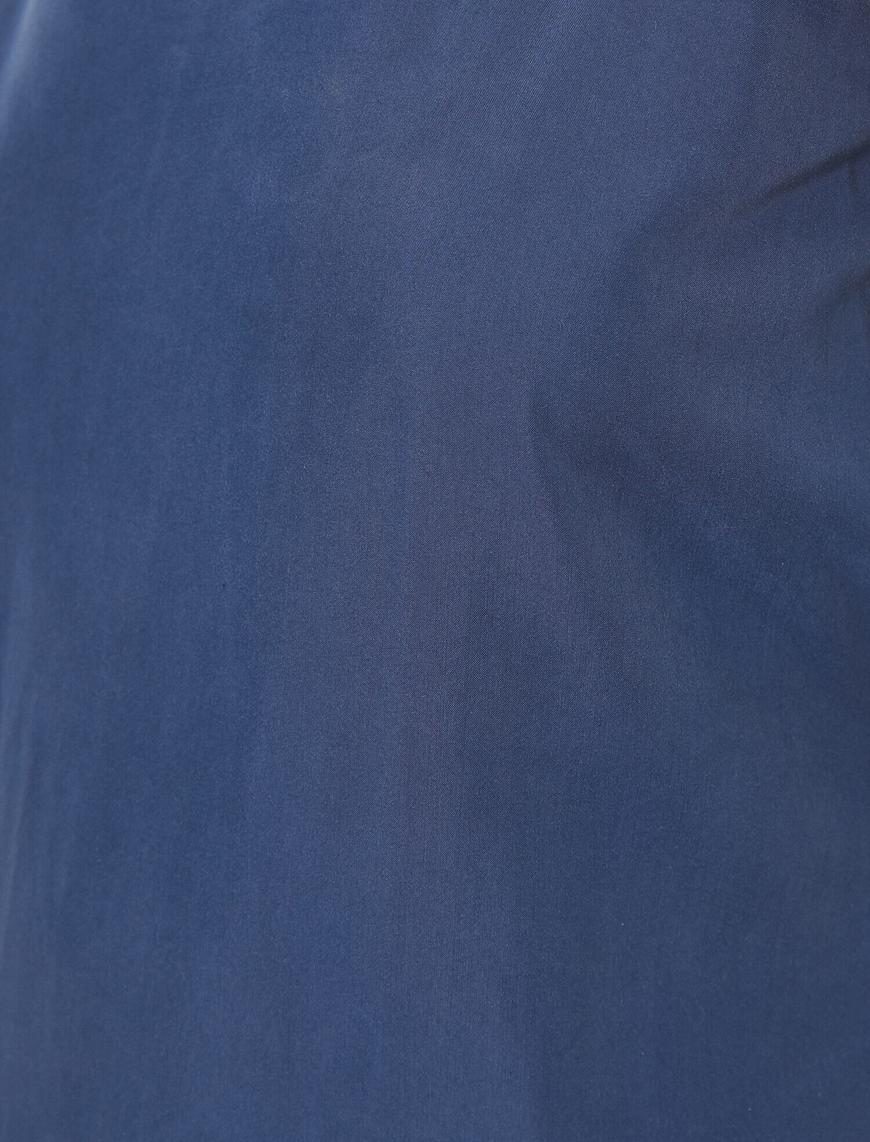   Yanları Yırtmaç Detaylı İnce Askılı Midi Elbise