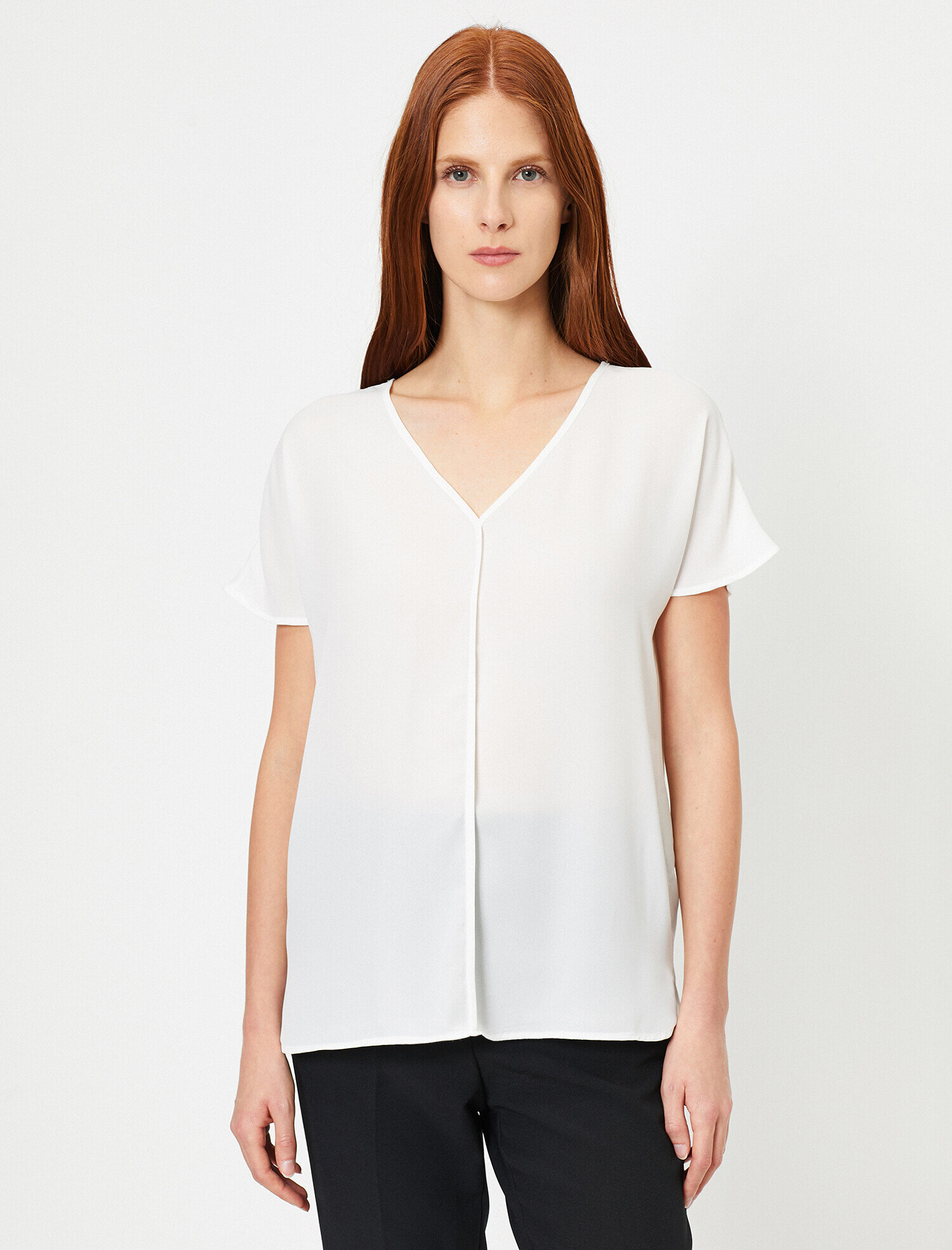   Kısa Kollu V Yaka Bluz