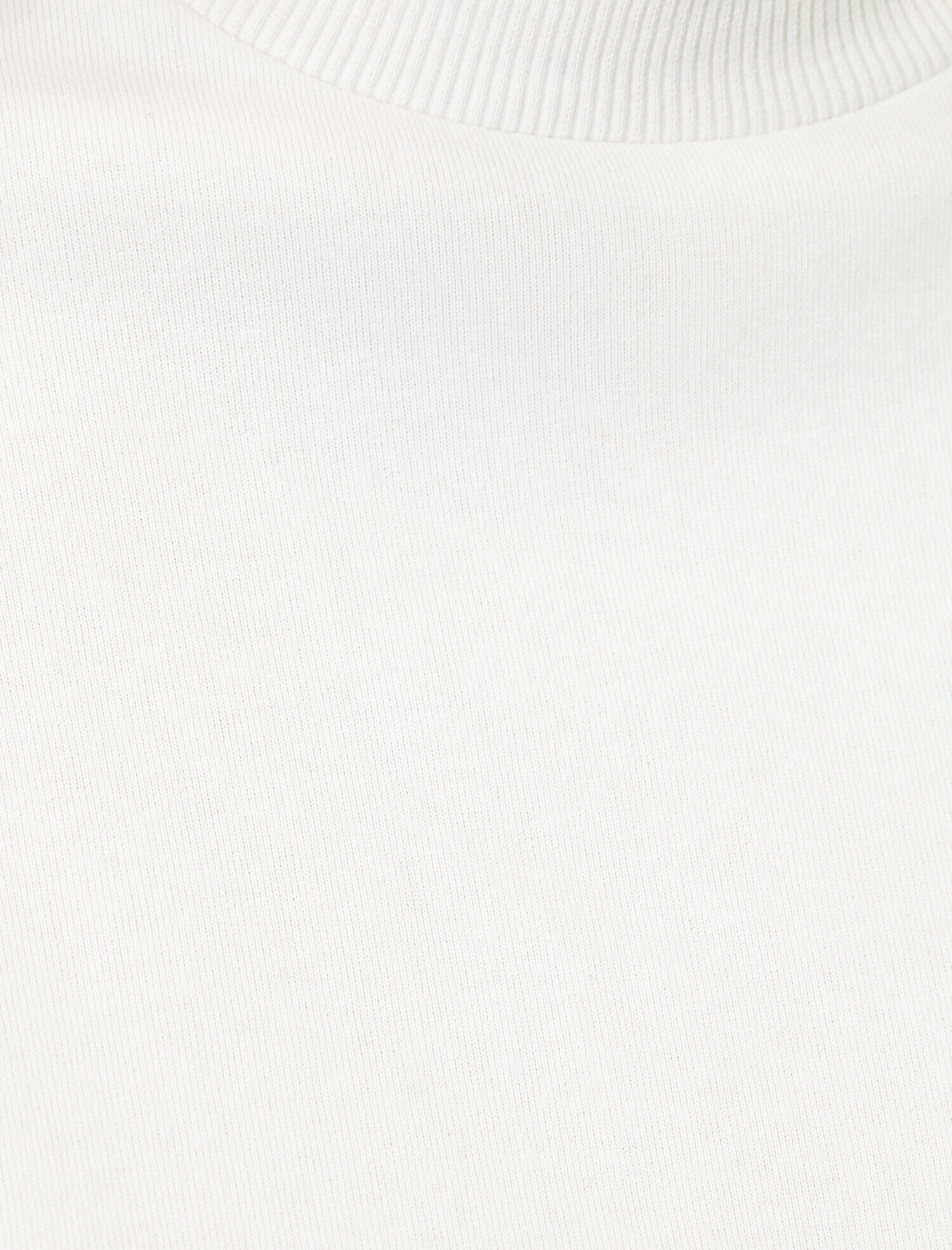   Boğazlı Uzun Kollu Basic Sweatshirt