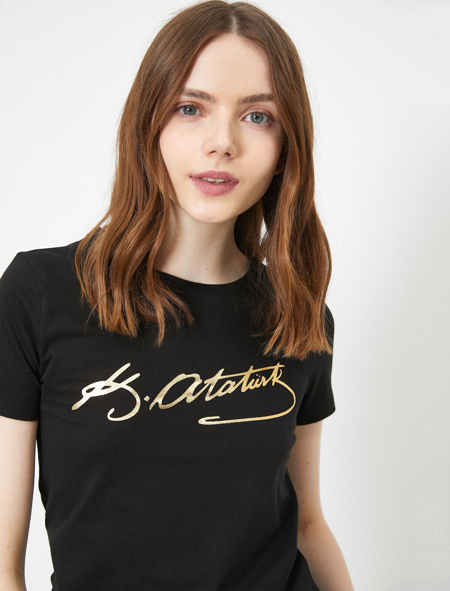   Atatürk İmzası Baskılı Tişört