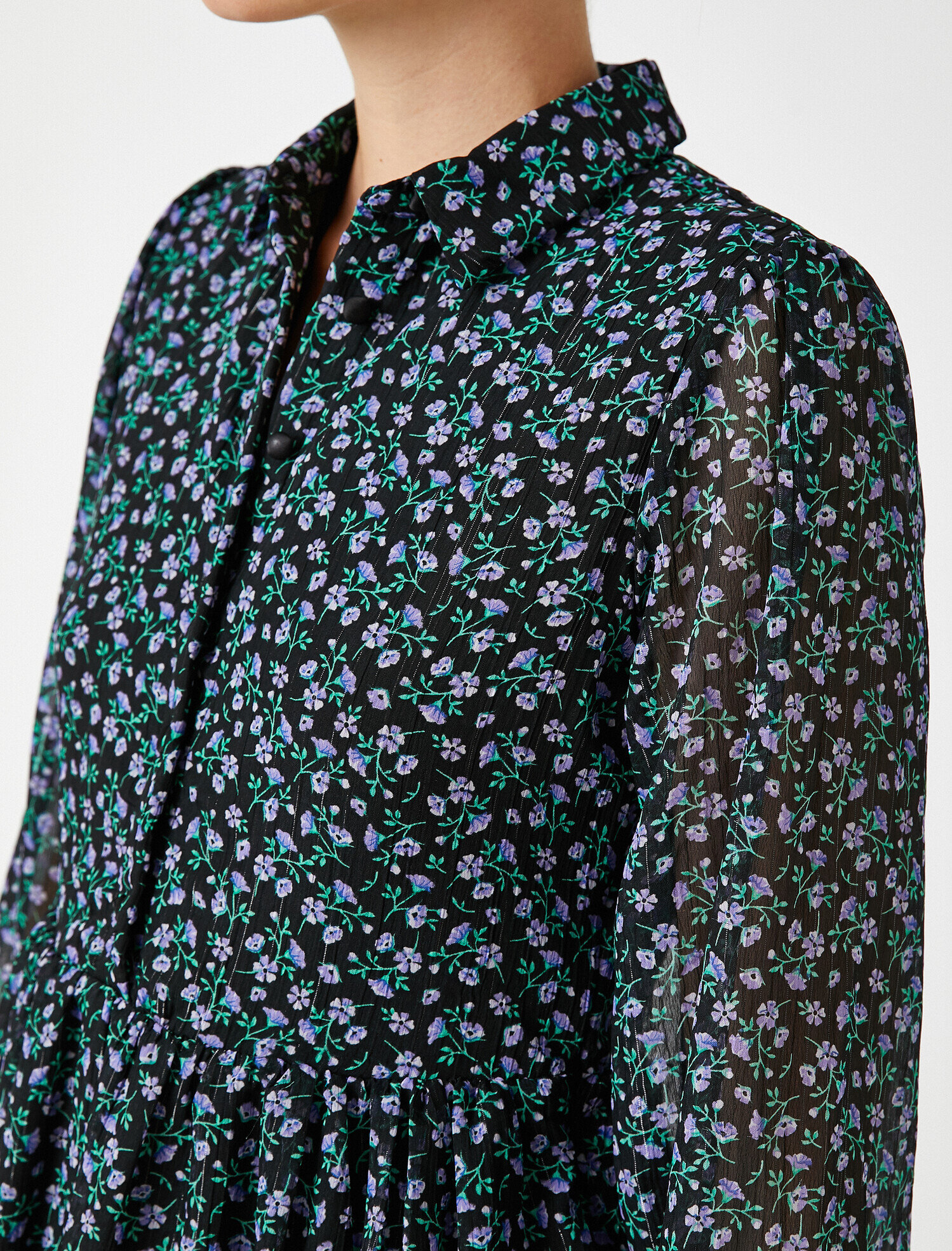   Düğmeli Çiçekli Uzun Kollu Kısa Elbise