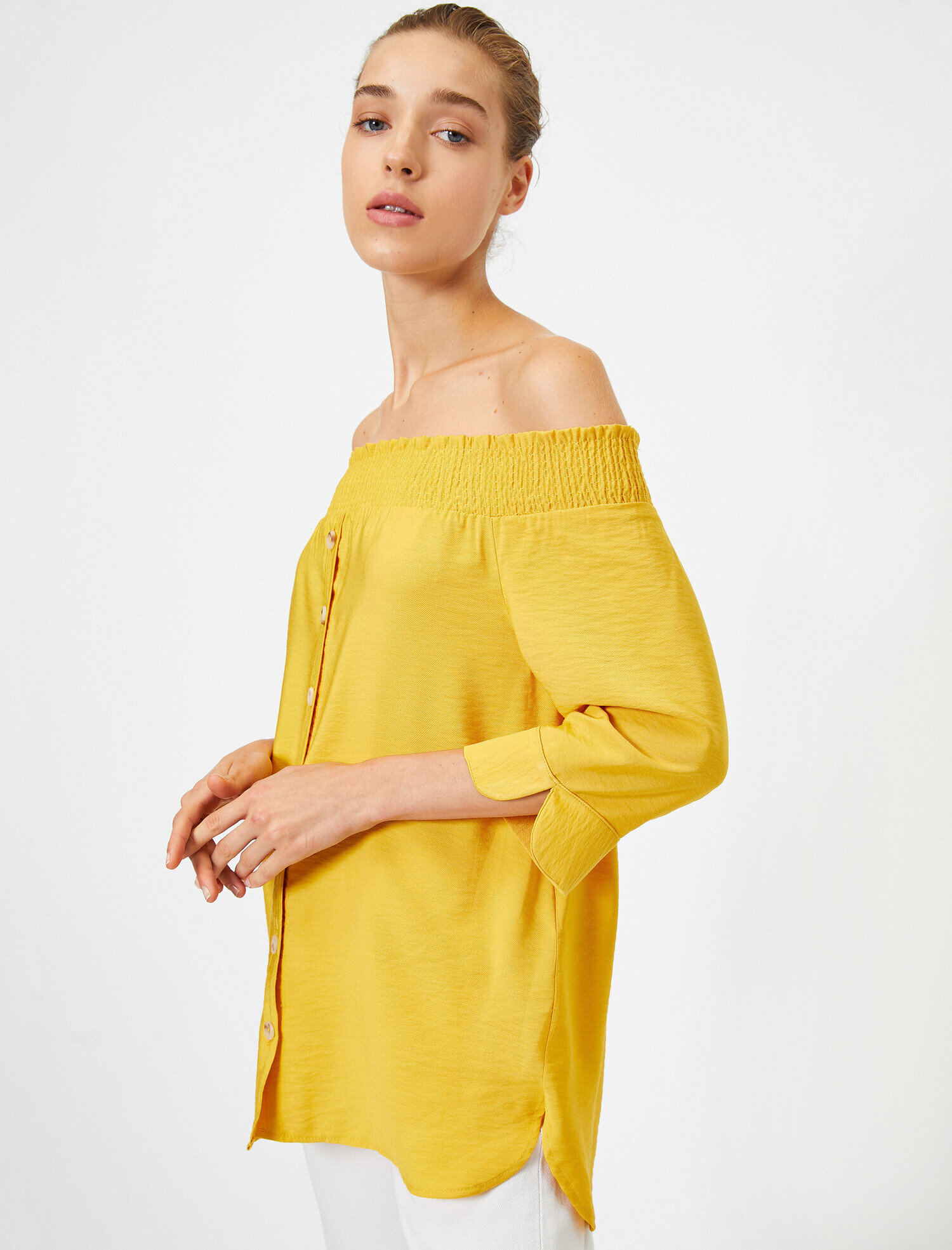   Düğmeli 3/4 Kol Omzu Açık Gömlek