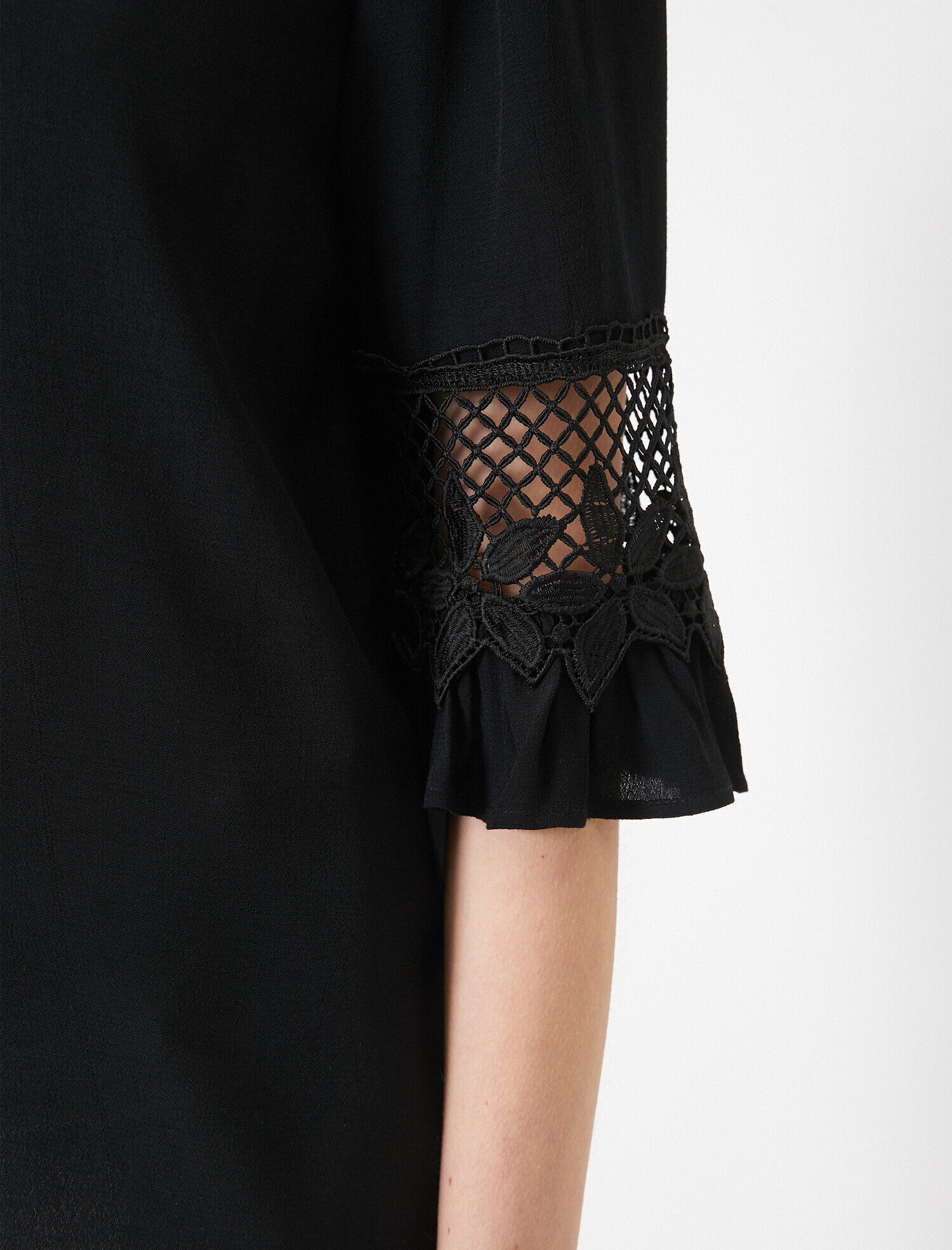   Bisiklet Yaka Kol Detaylı Bluz