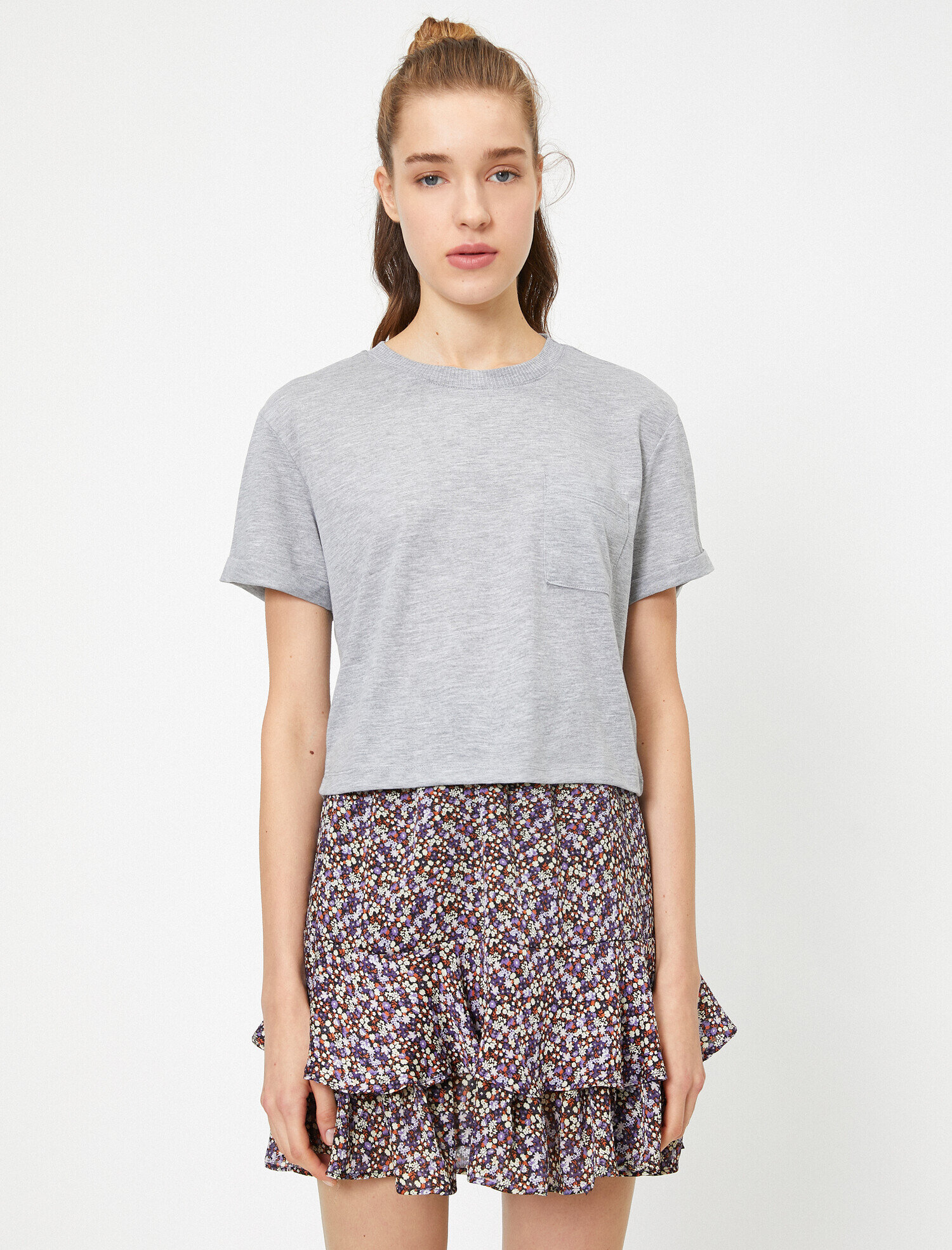   Cep Detaylı Tişört