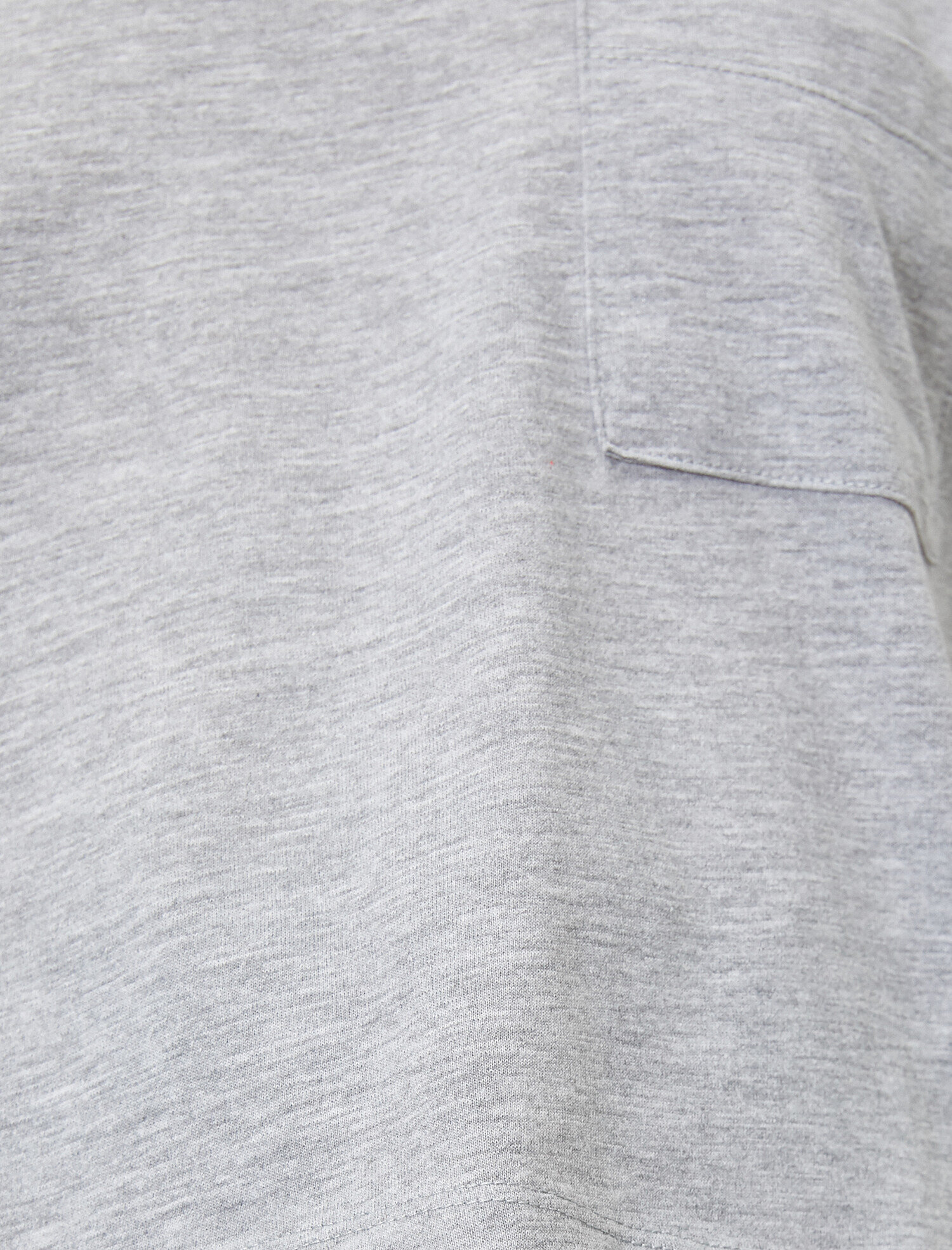   Cep Detaylı Tişört