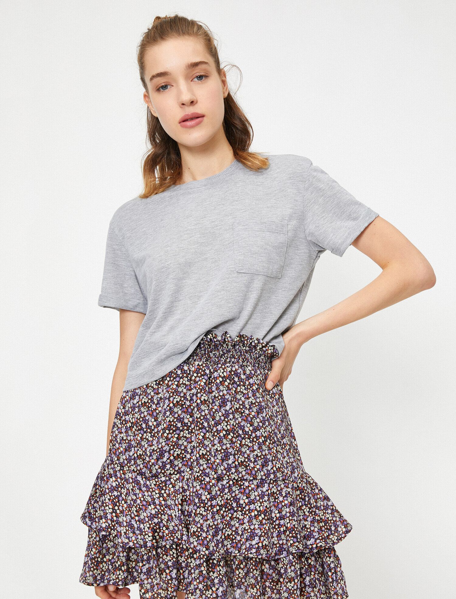   Cep Detaylı Tişört