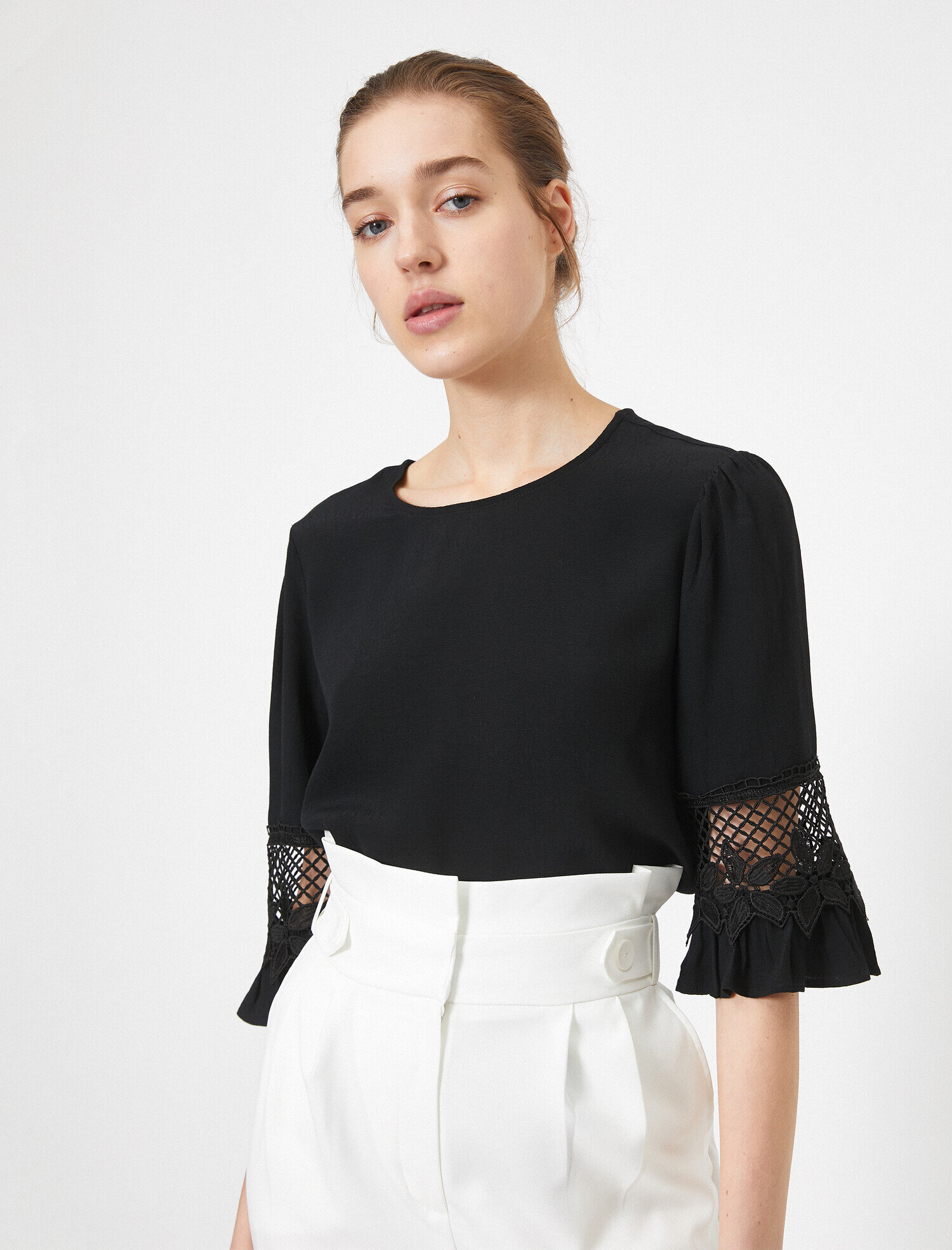   Bisiklet Yaka Kol Detaylı Bluz