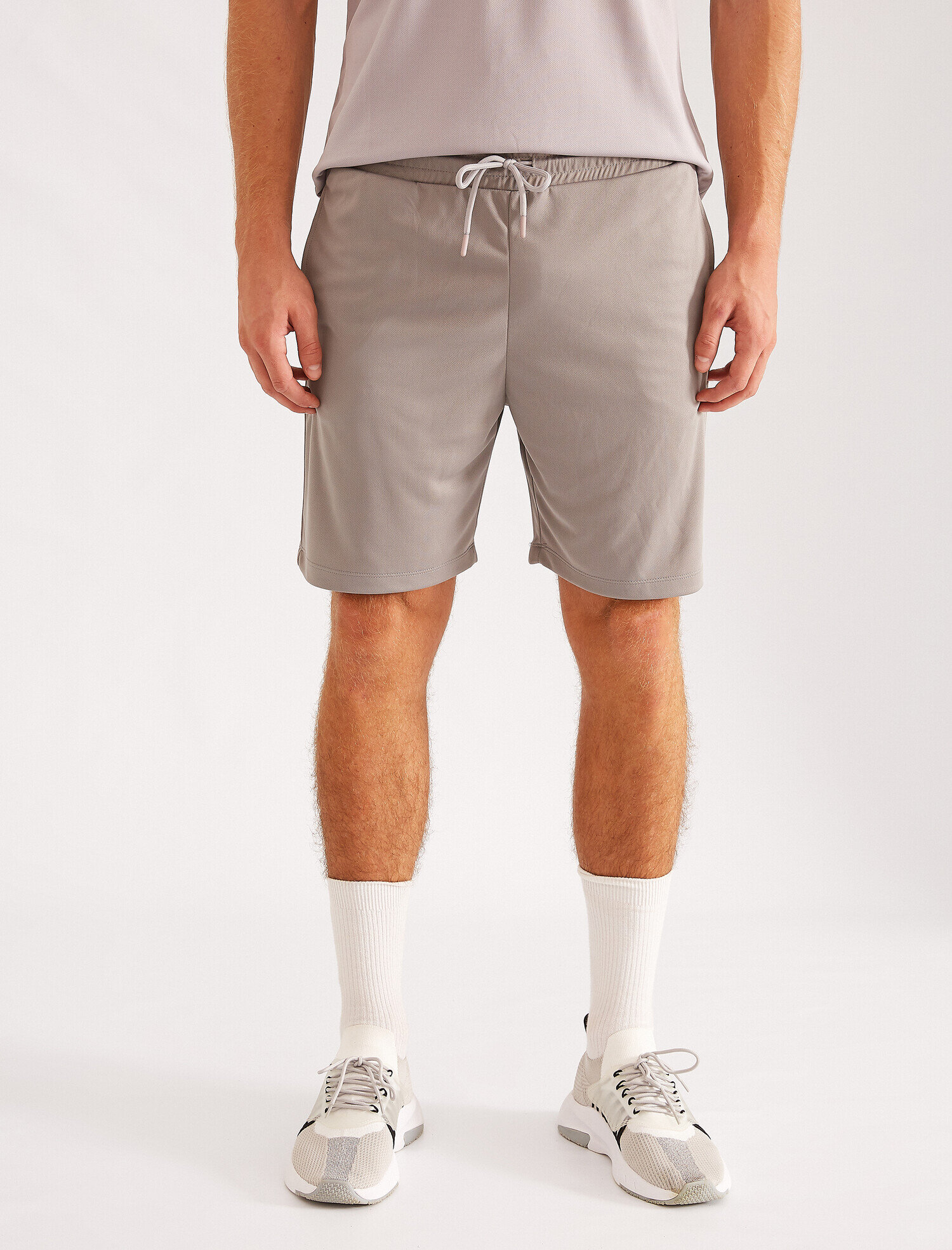 Normal Bel Cepli Şort