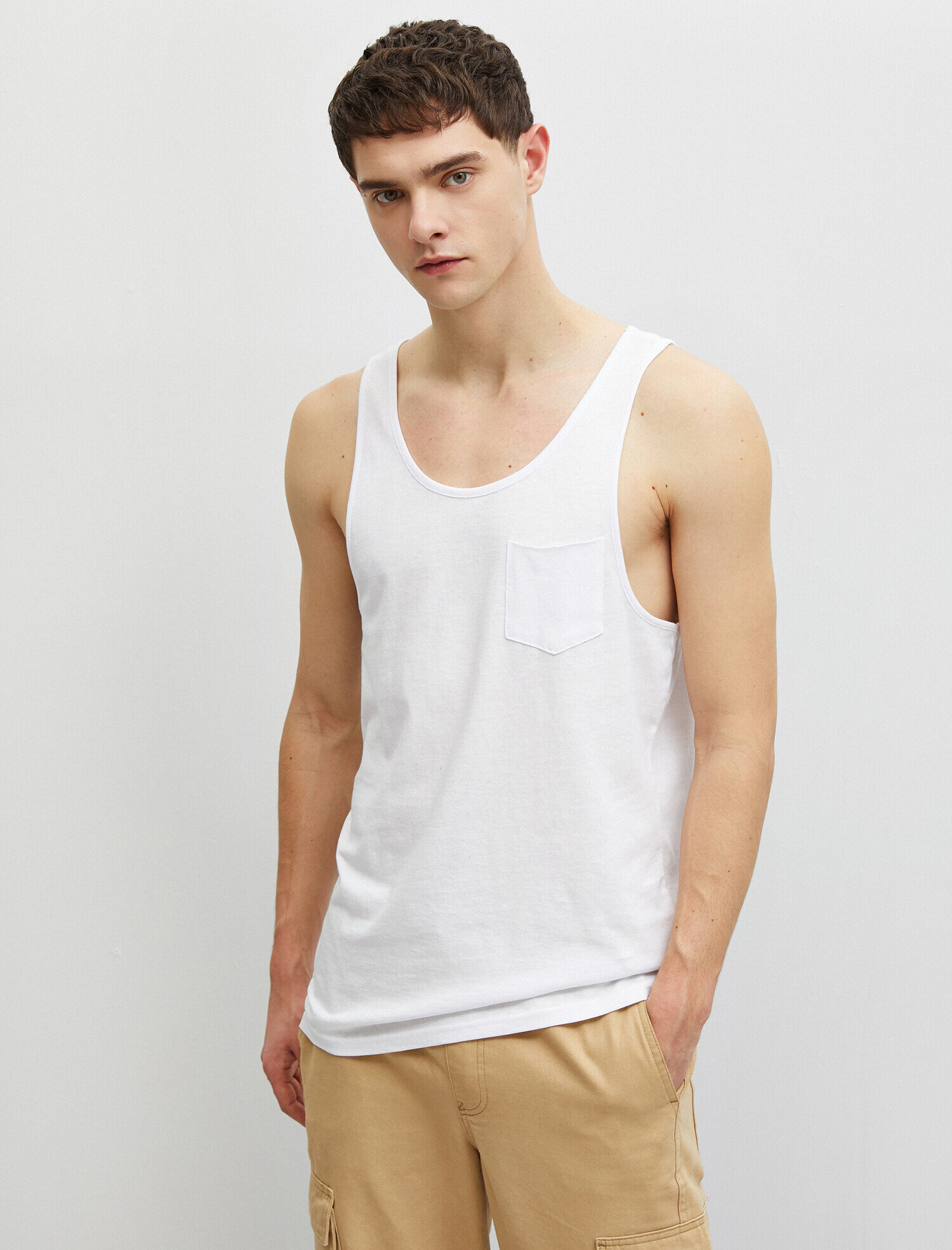 Yuvarlak Yaka Kolsuz Basic Atlet