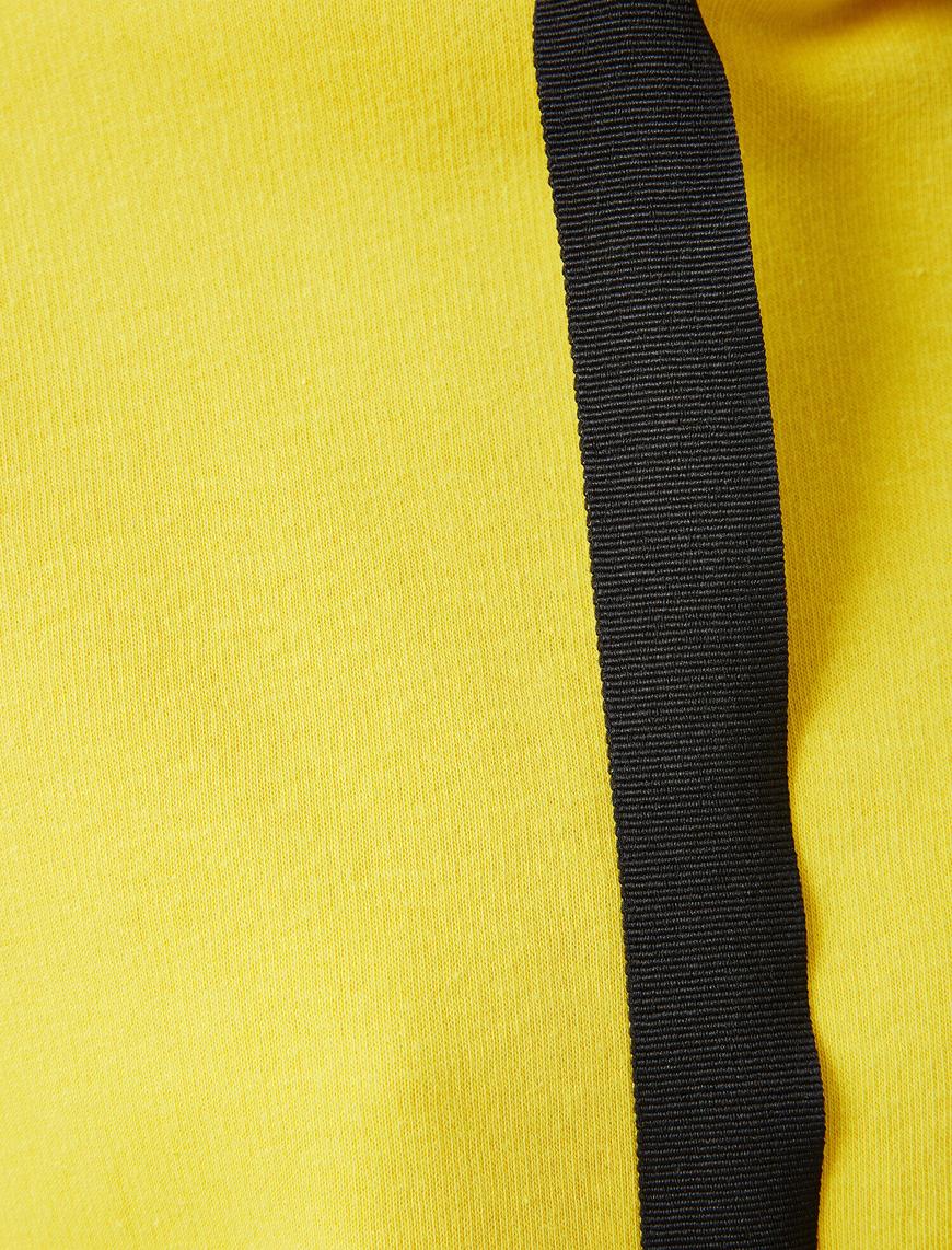   Kapüşonlu Sweatshirt