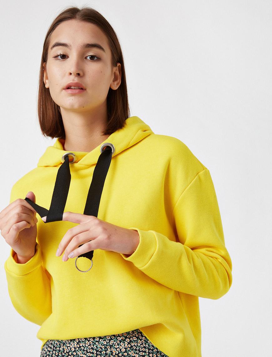   Kapüşonlu Sweatshirt