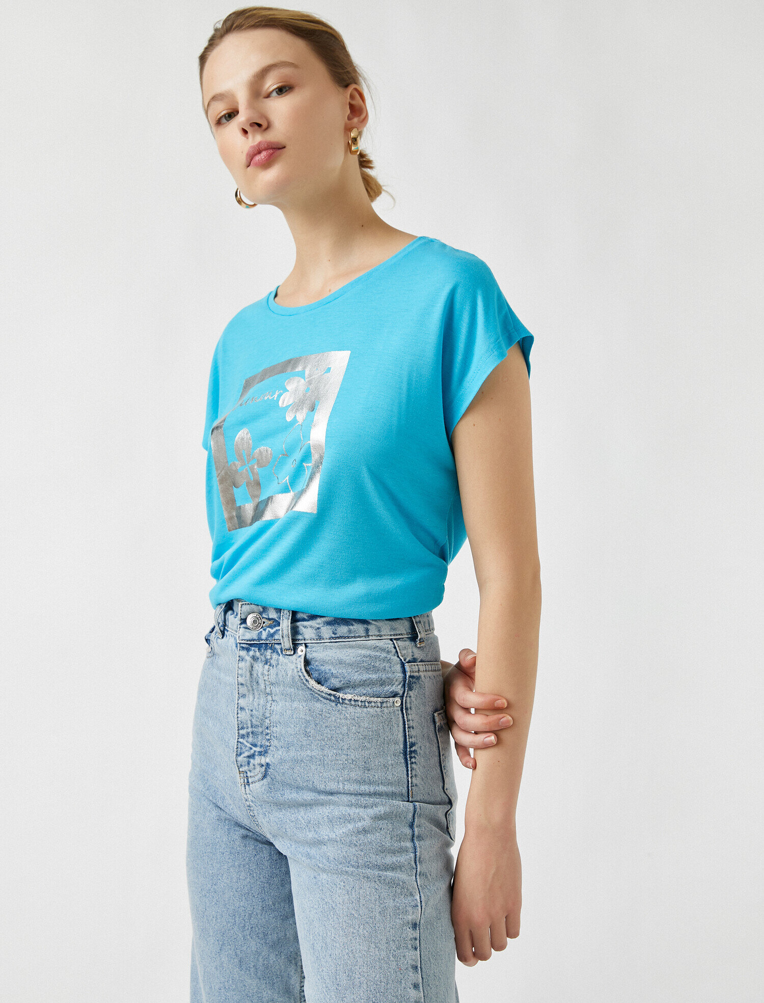   Kısa Kollu Baskılı Tişört