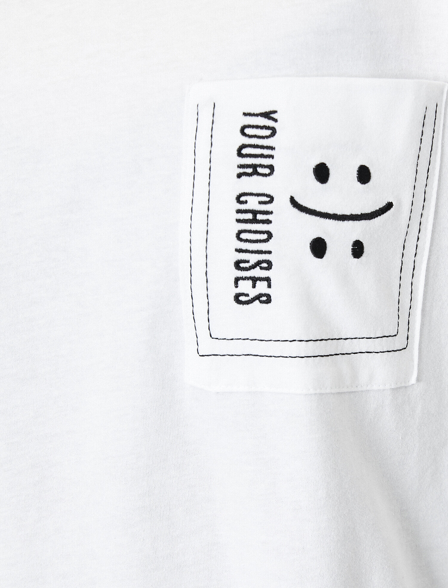   Cep Detaylı Tişört