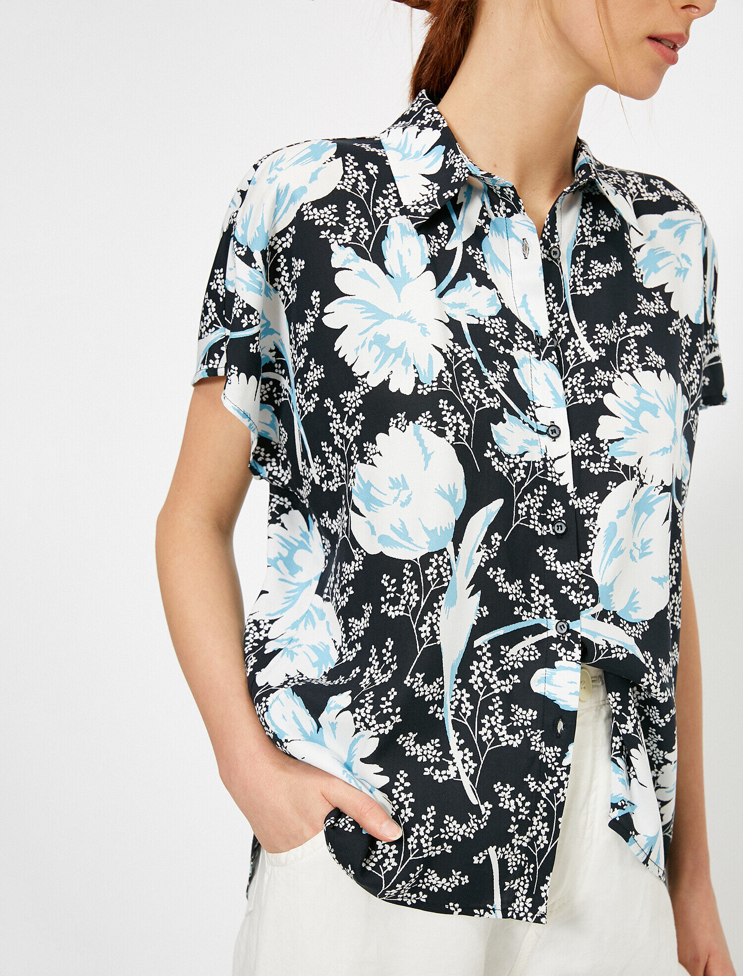   Çiçek Desenli Gömlek