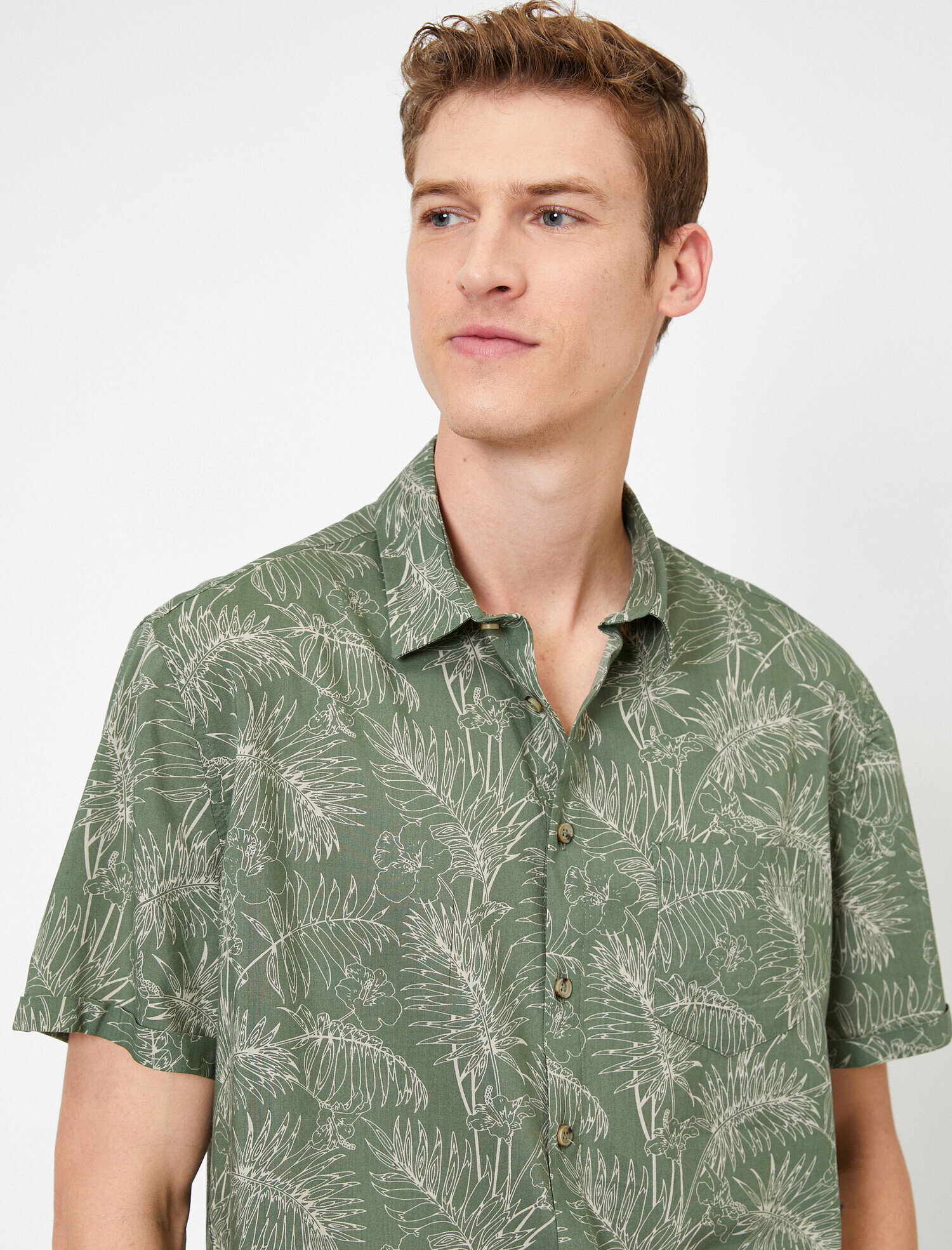   Çiçek Desenli Normal Yaka Regular Fit Kısa Kollu Gömlek